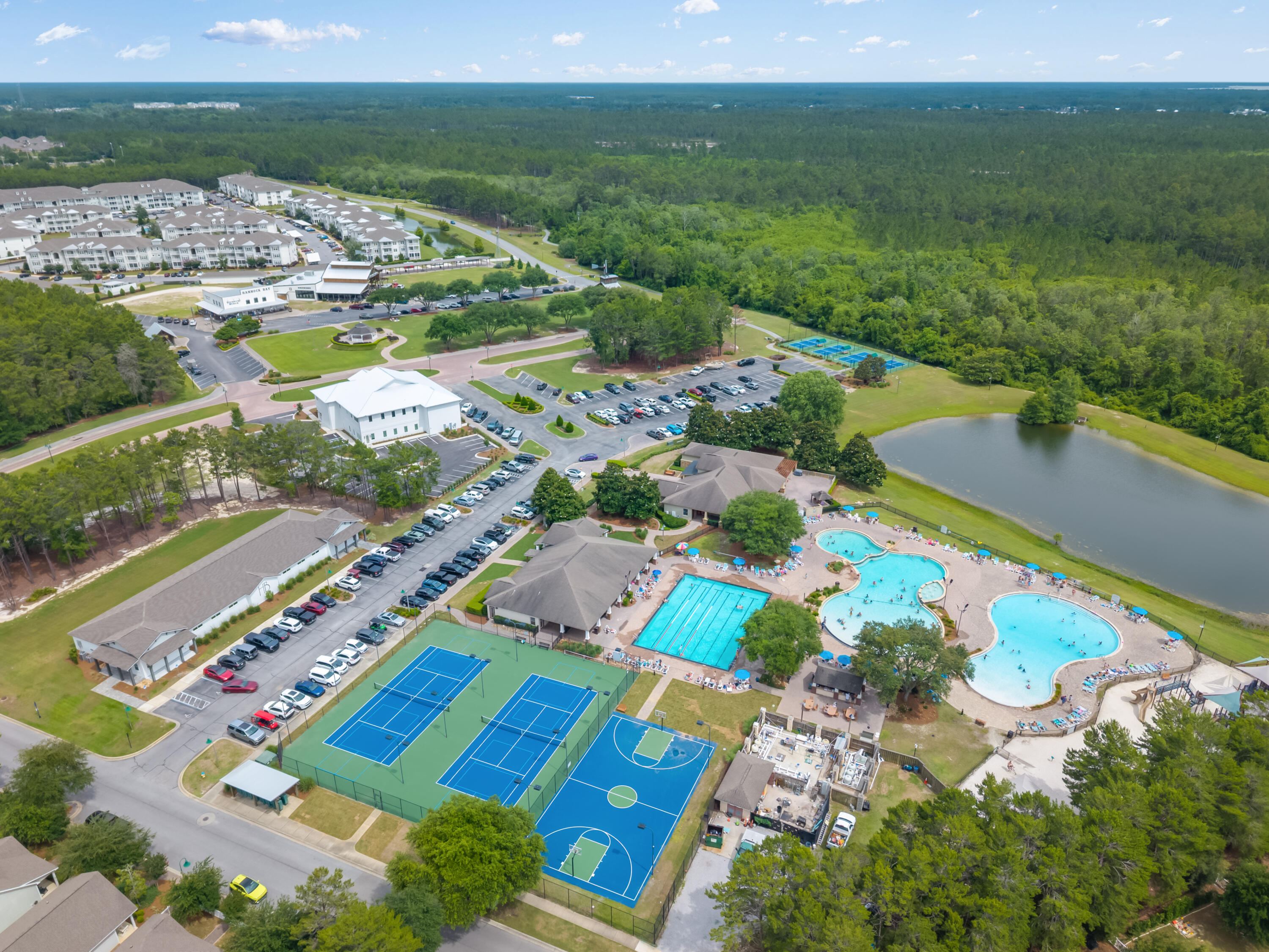 HAMMOCK BAY - Residential