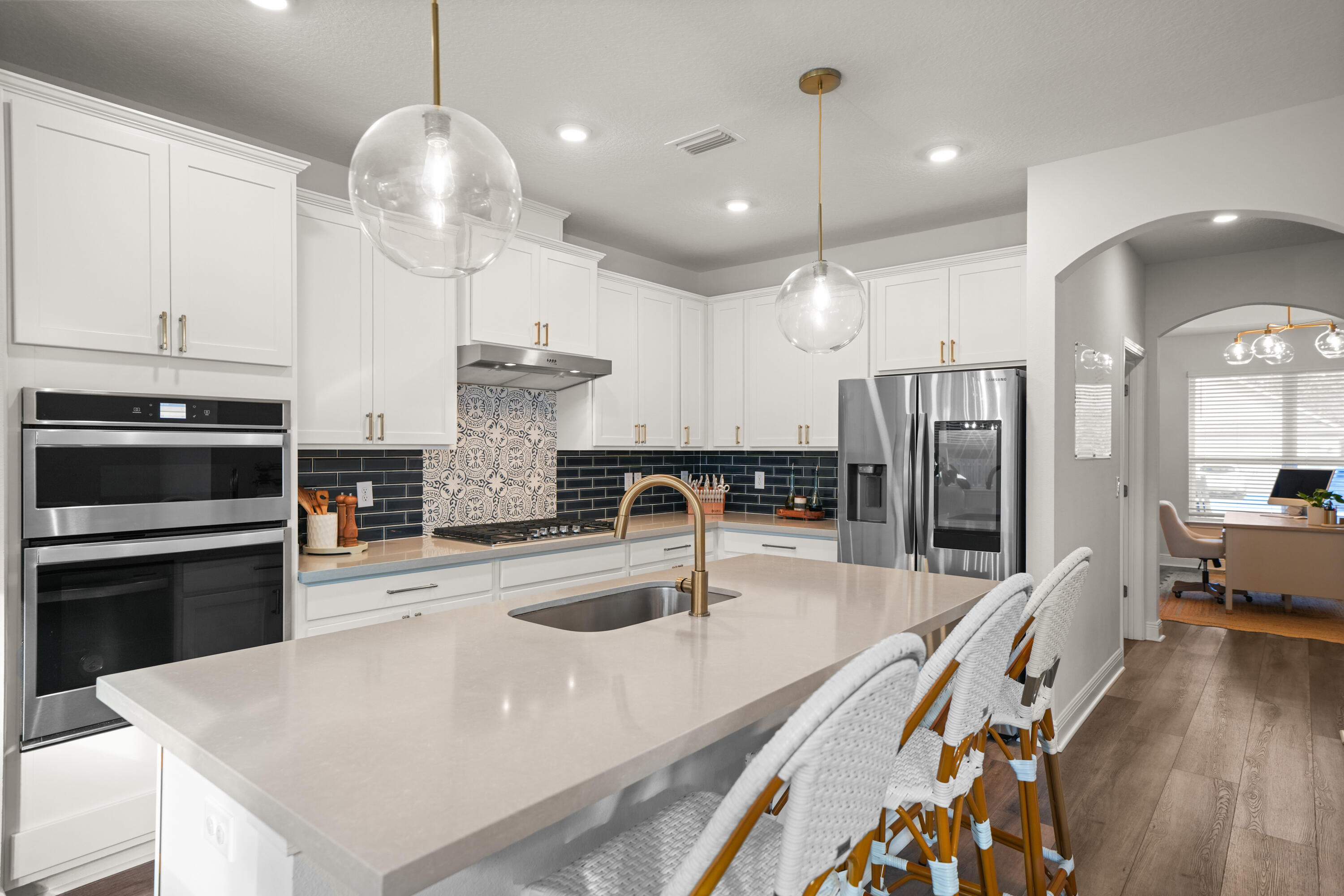 HAMMOCK BAY - Residential