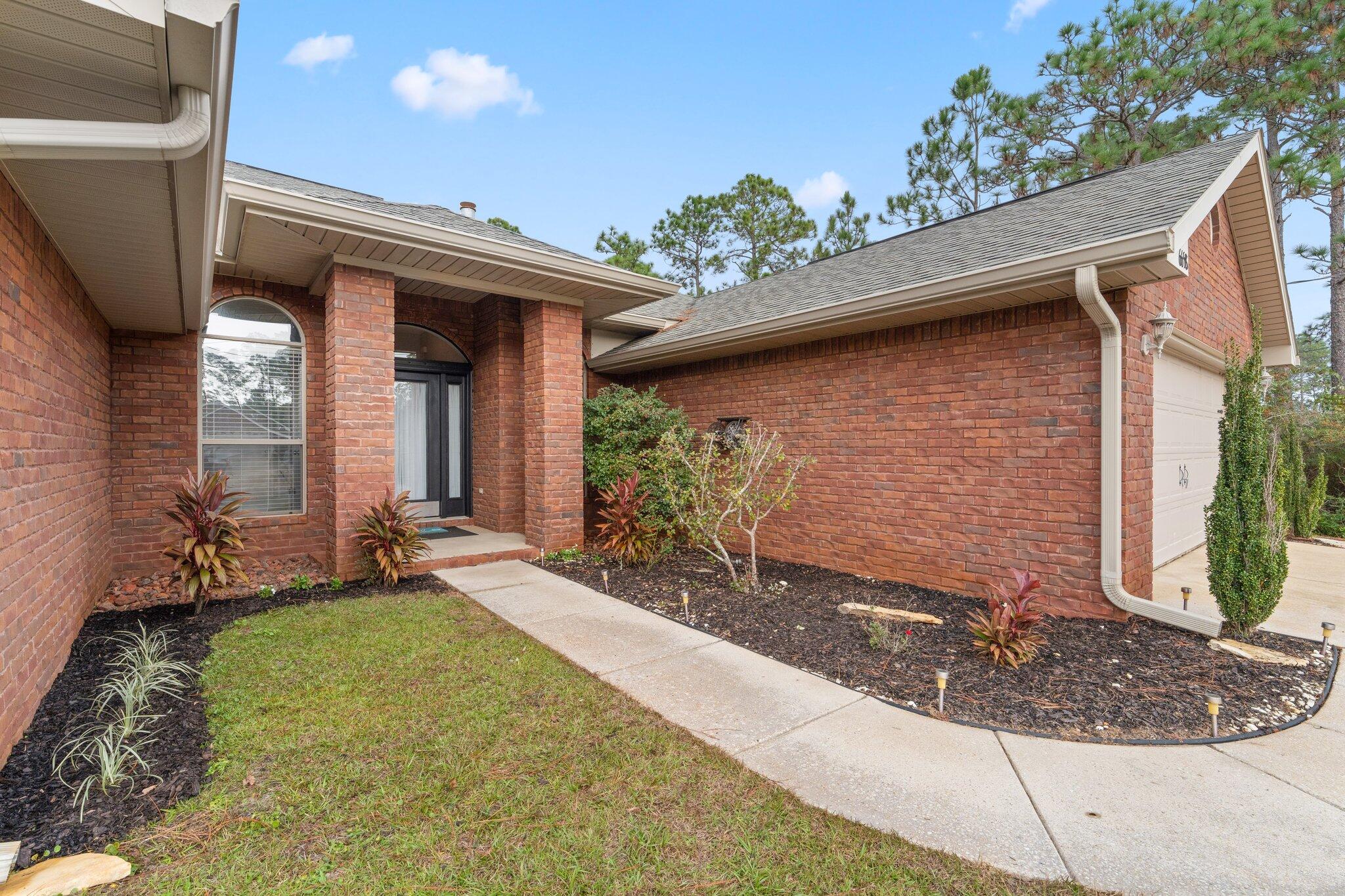 HOLLEY BY THE SEA - Residential