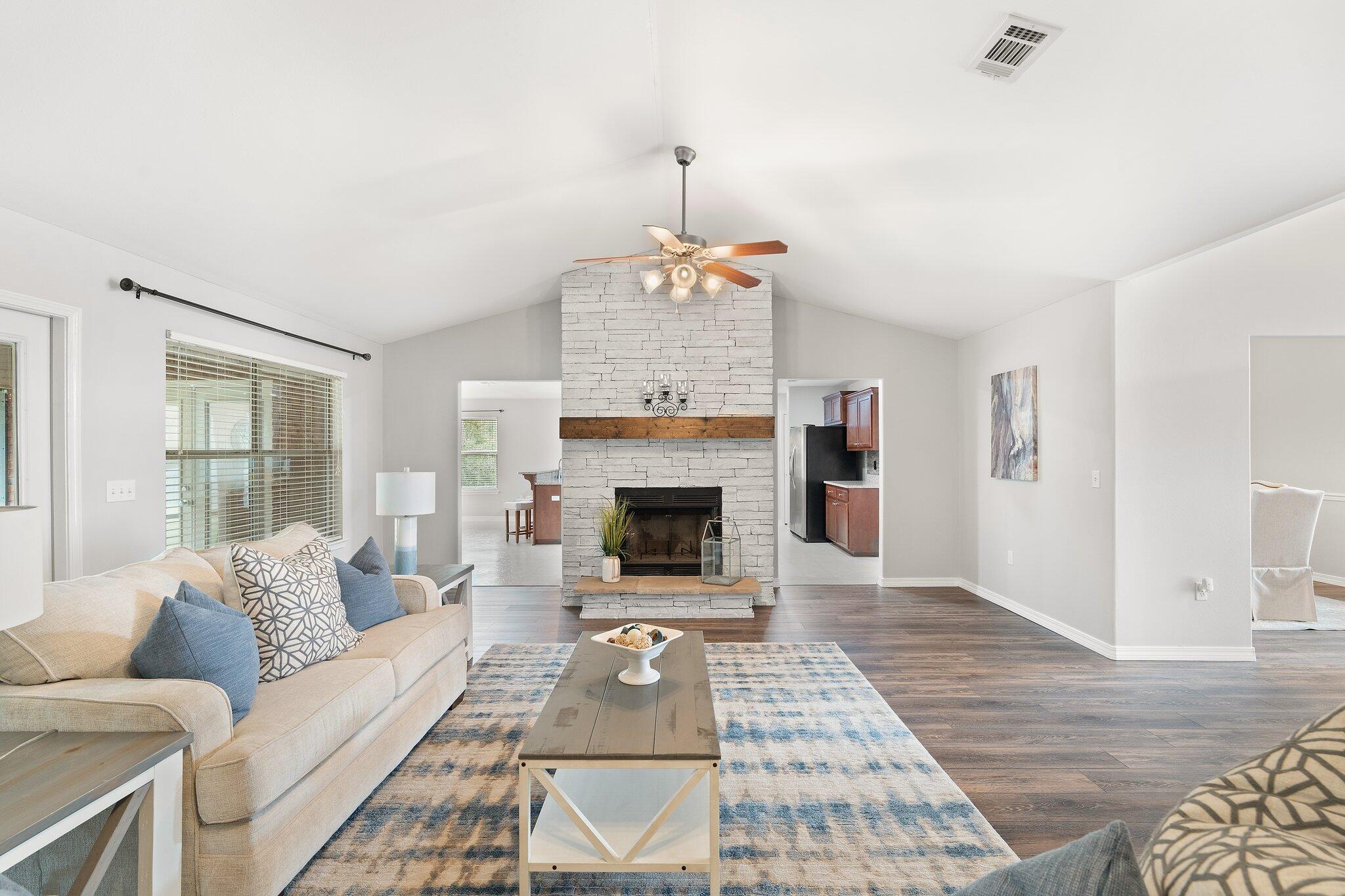 HOLLEY BY THE SEA - Residential