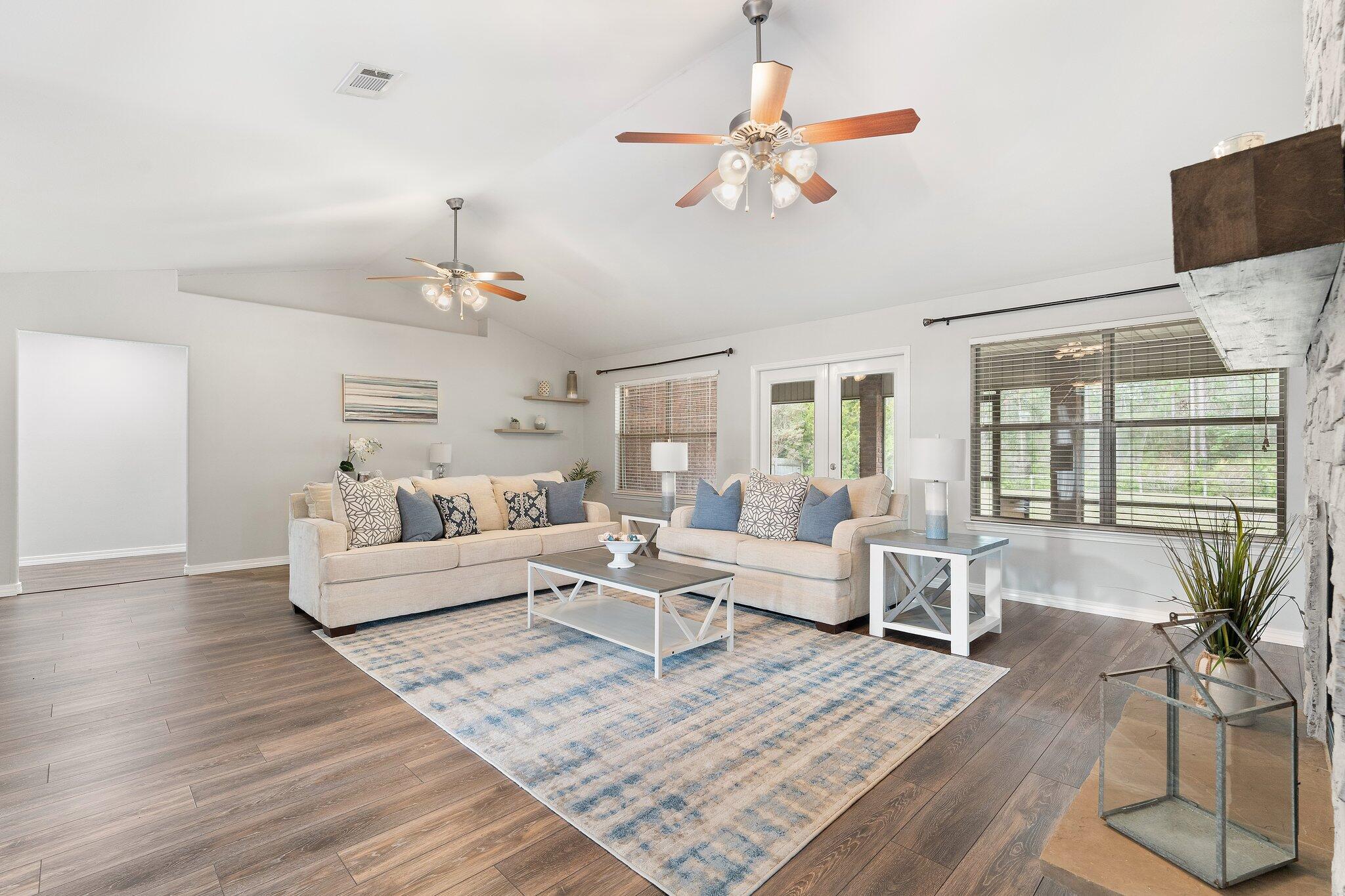 HOLLEY BY THE SEA - Residential