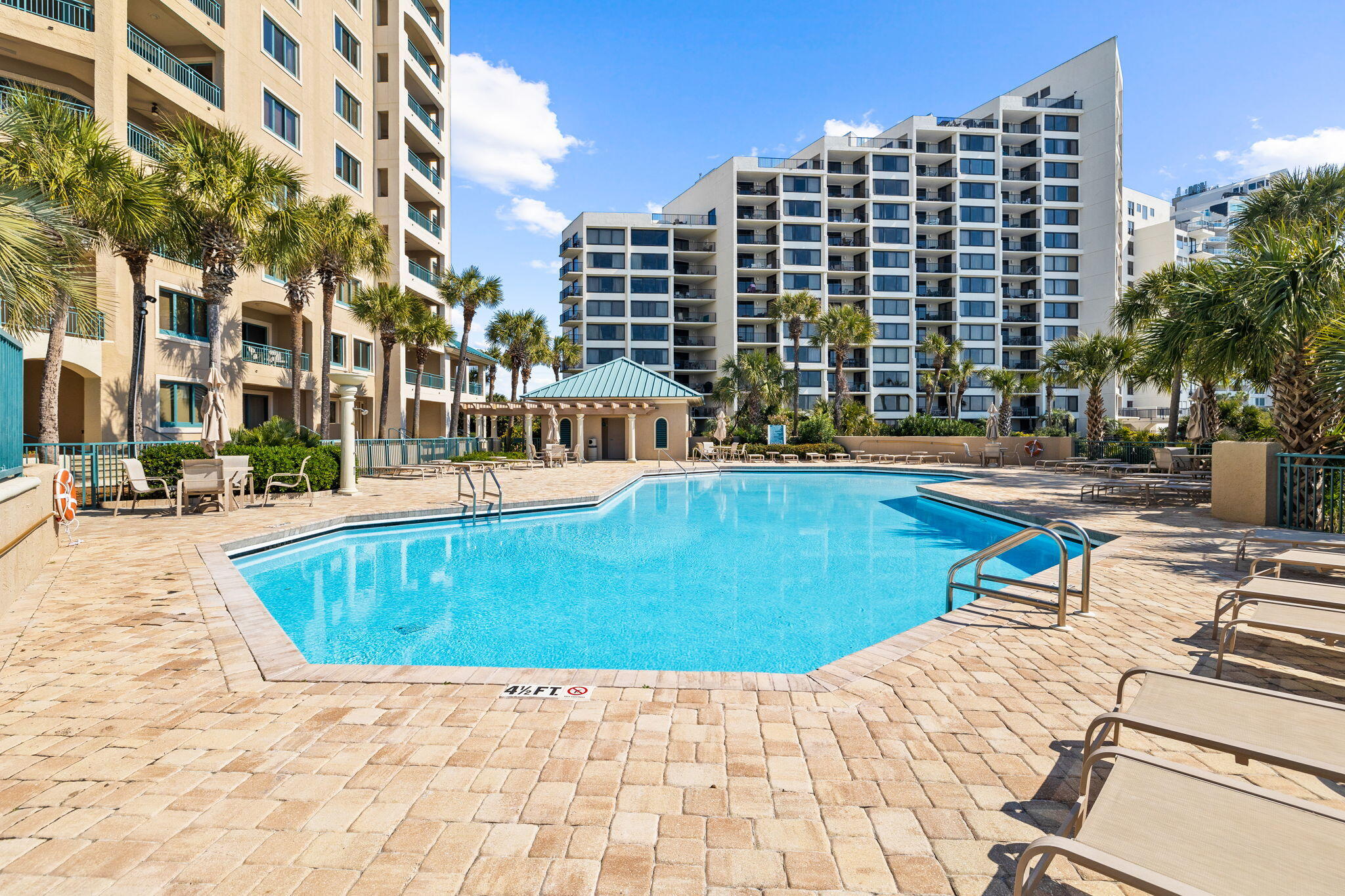 SOUTHWINDS I - Residential