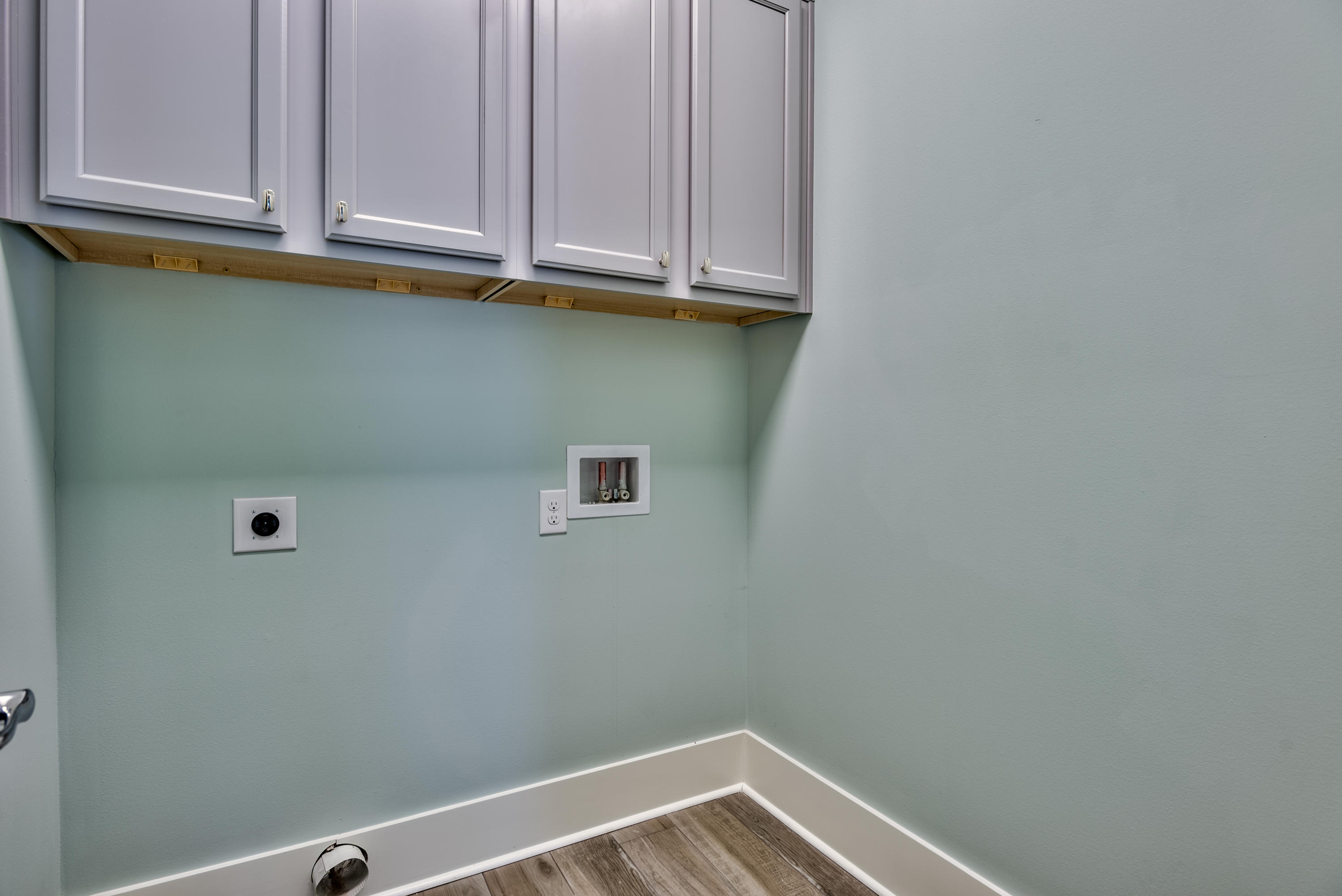 HIDDEN PALMS - Residential