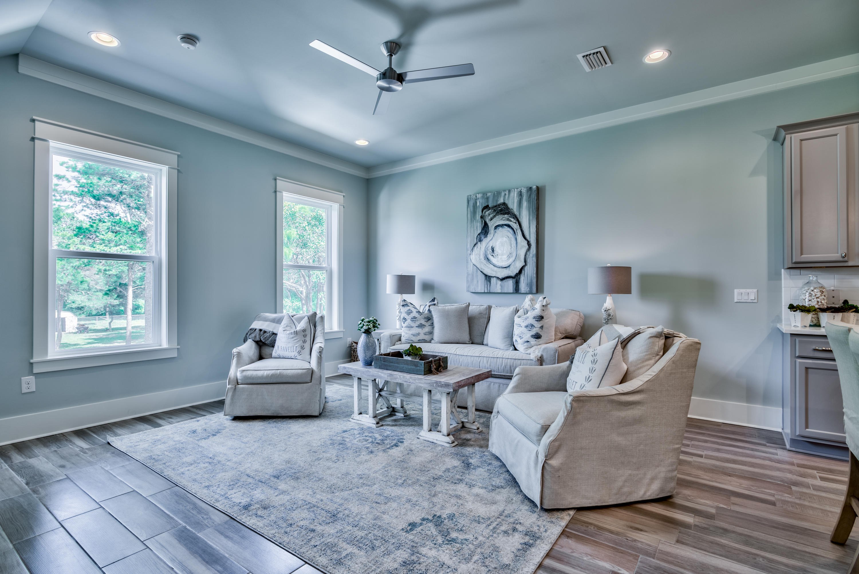 HIDDEN PALMS - Residential