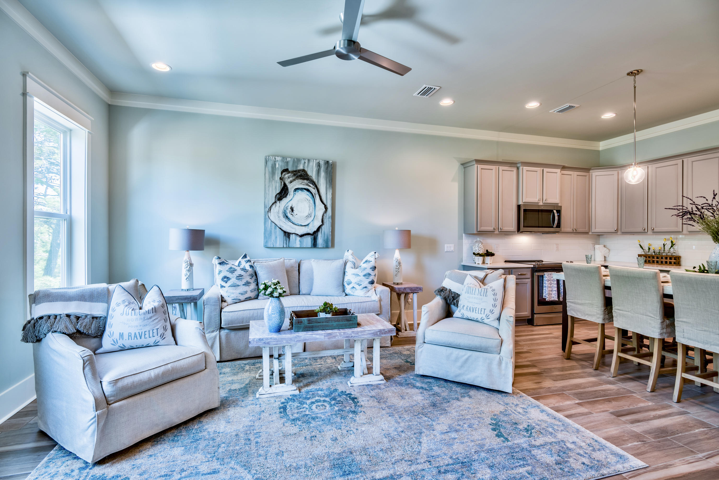 HIDDEN PALMS - Residential