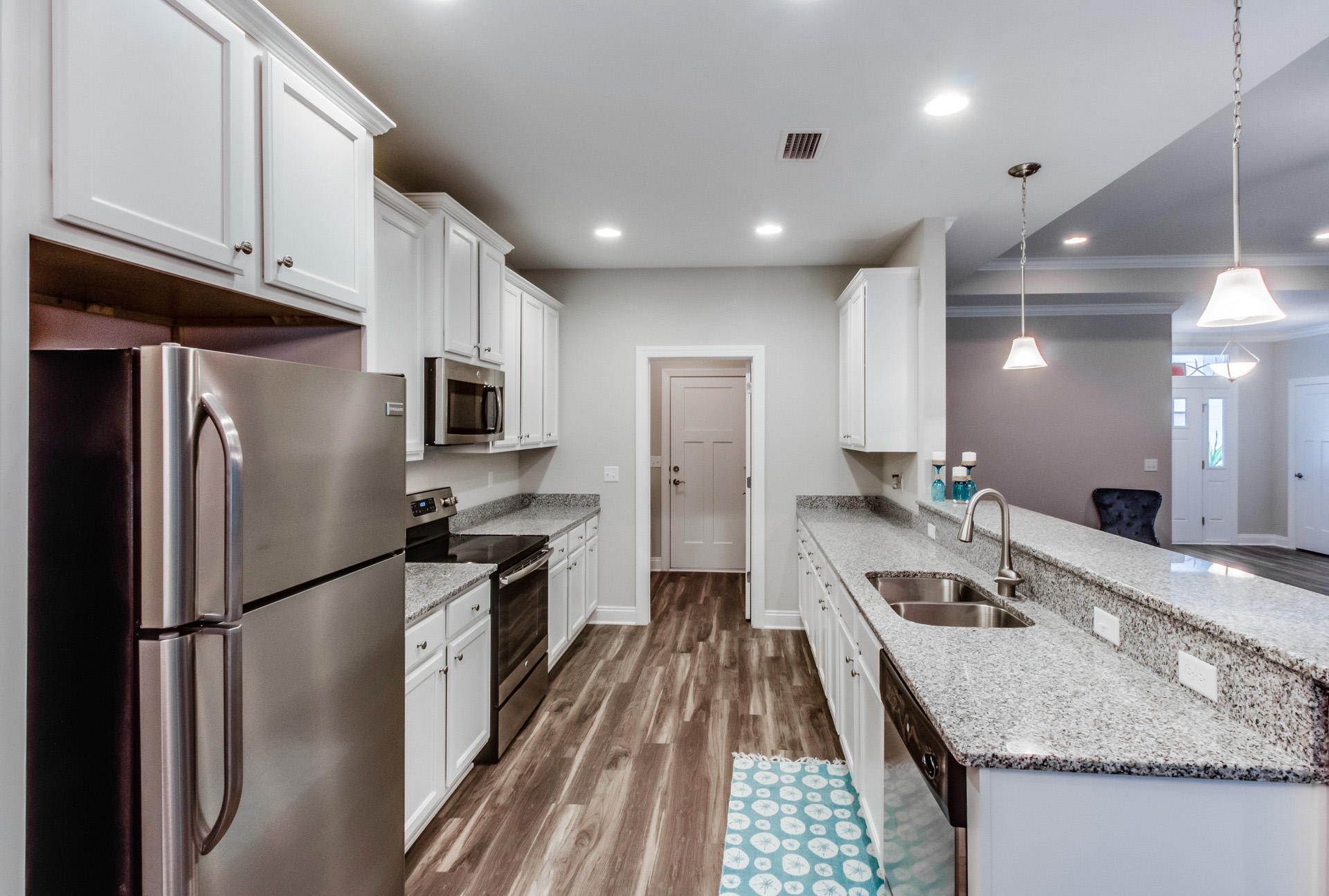 CROSS CREEK ESTATES - Residential