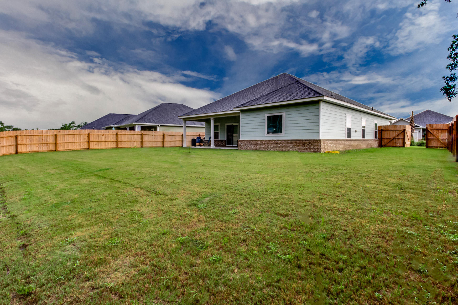 CROSS CREEK ESTATES - Residential