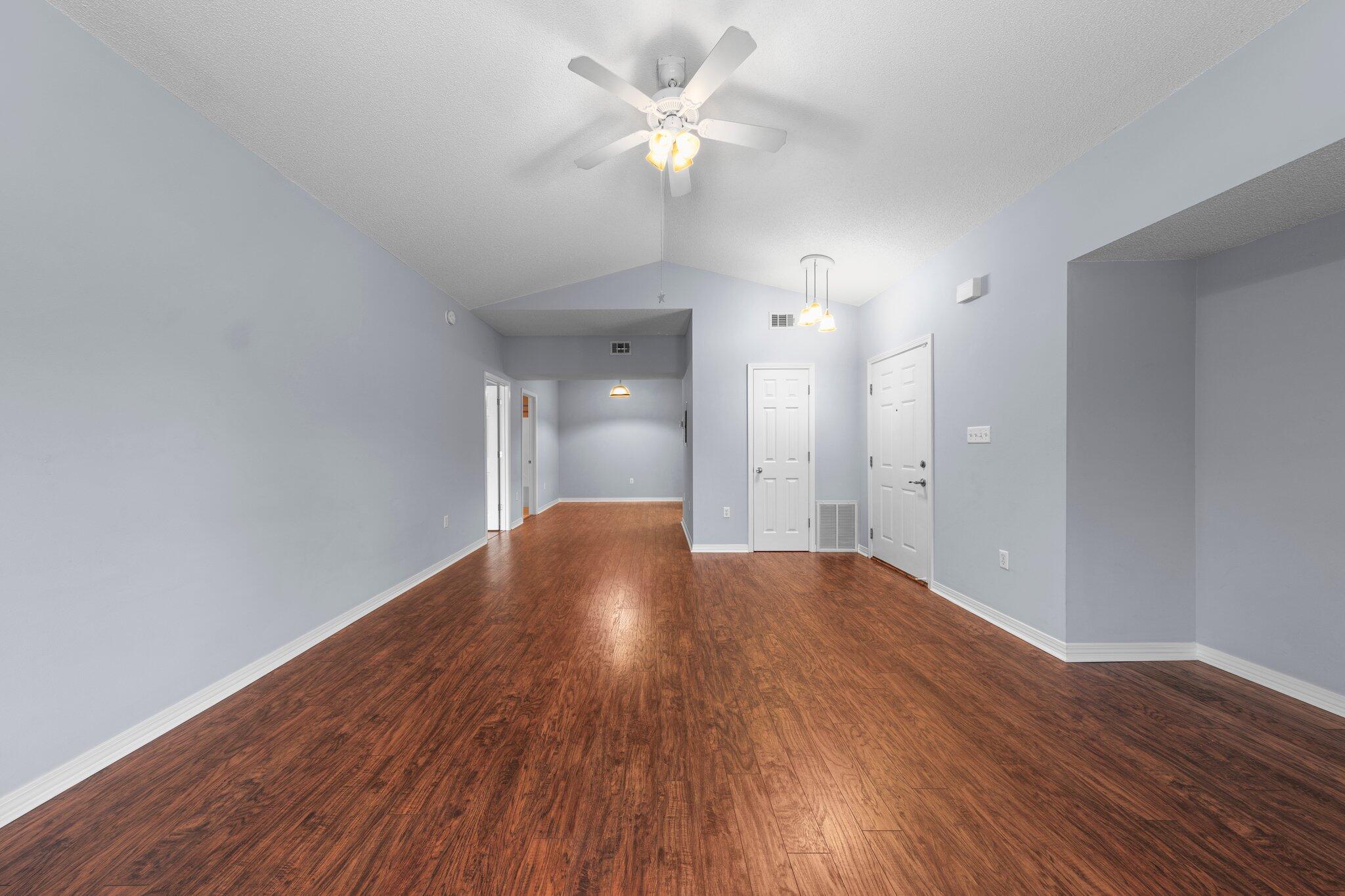 THE OAKS AT NICEVILLE - Residential Lease