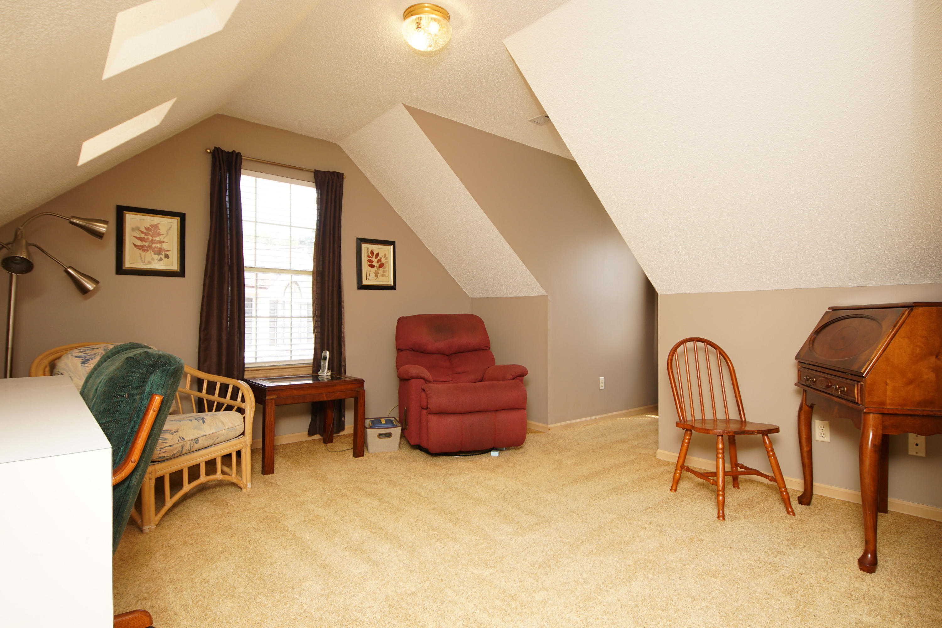 VILLAGE OF BOLTON AT BLUEWATER BAY - Residential