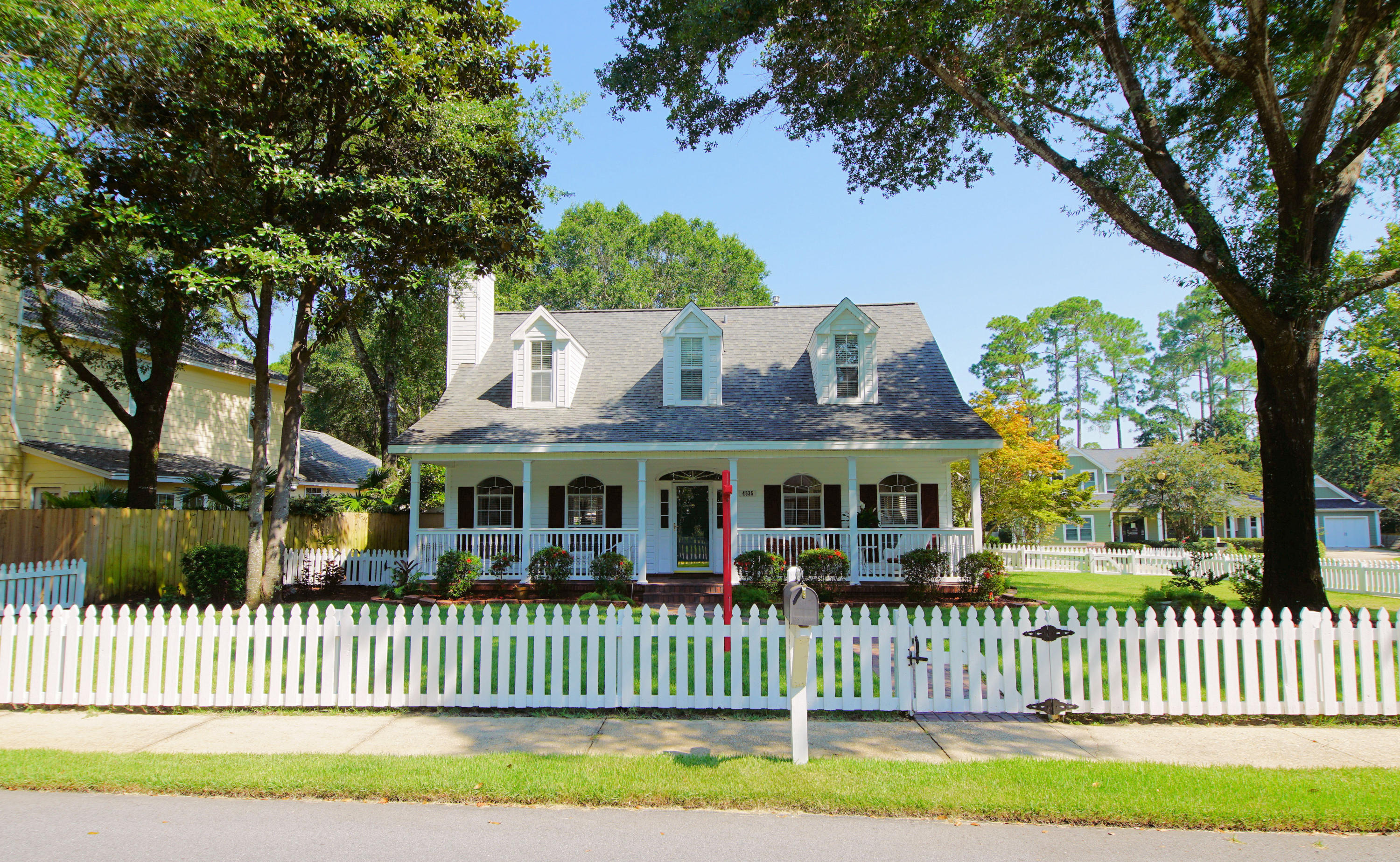 VILLAGE OF BOLTON AT BLUEWATER BAY - Residential