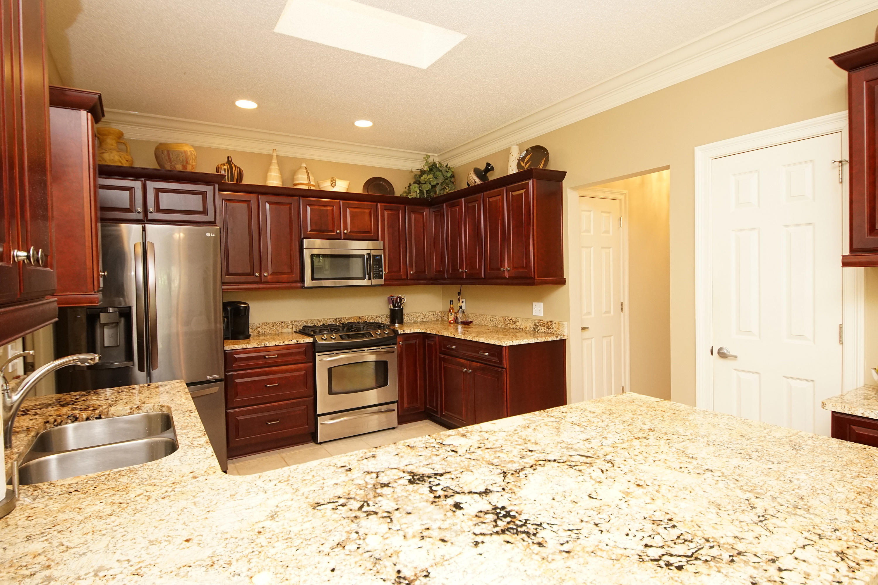 VILLAGE OF BOLTON AT BLUEWATER BAY - Residential