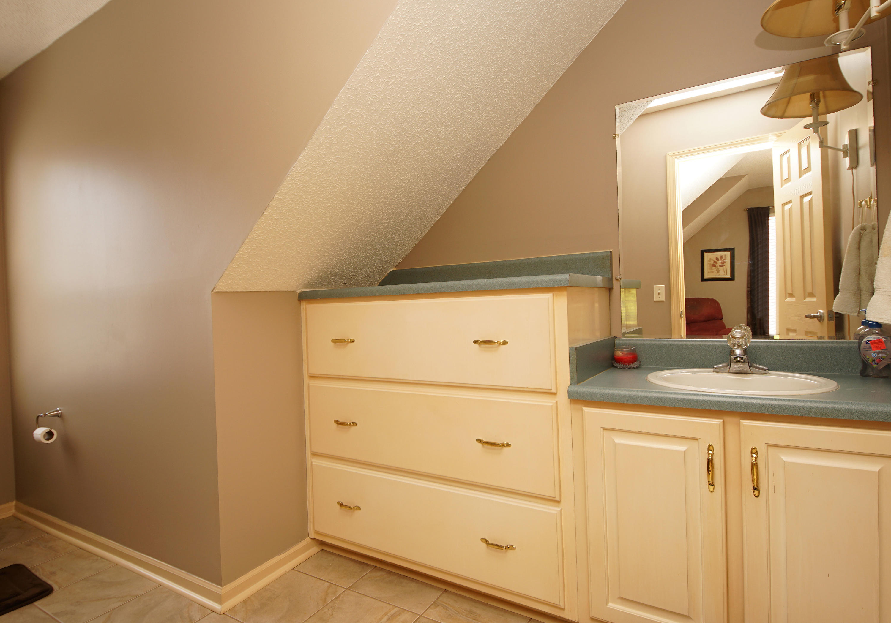 VILLAGE OF BOLTON AT BLUEWATER BAY - Residential