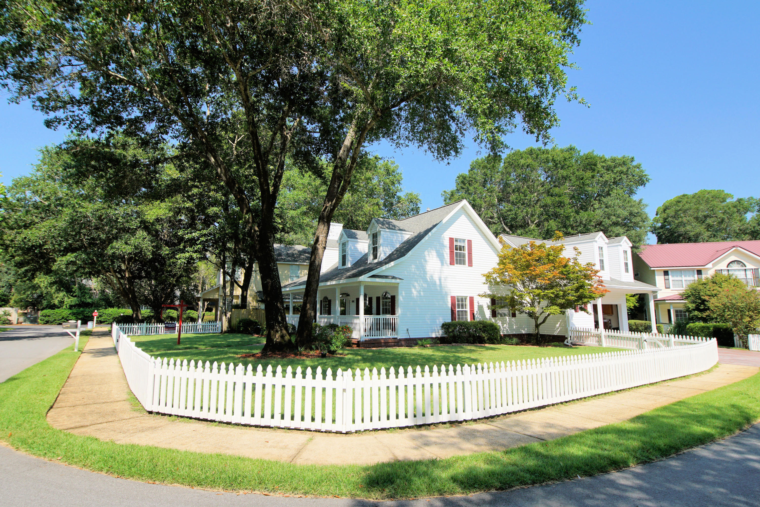 VILLAGE OF BOLTON AT BLUEWATER BAY - Residential