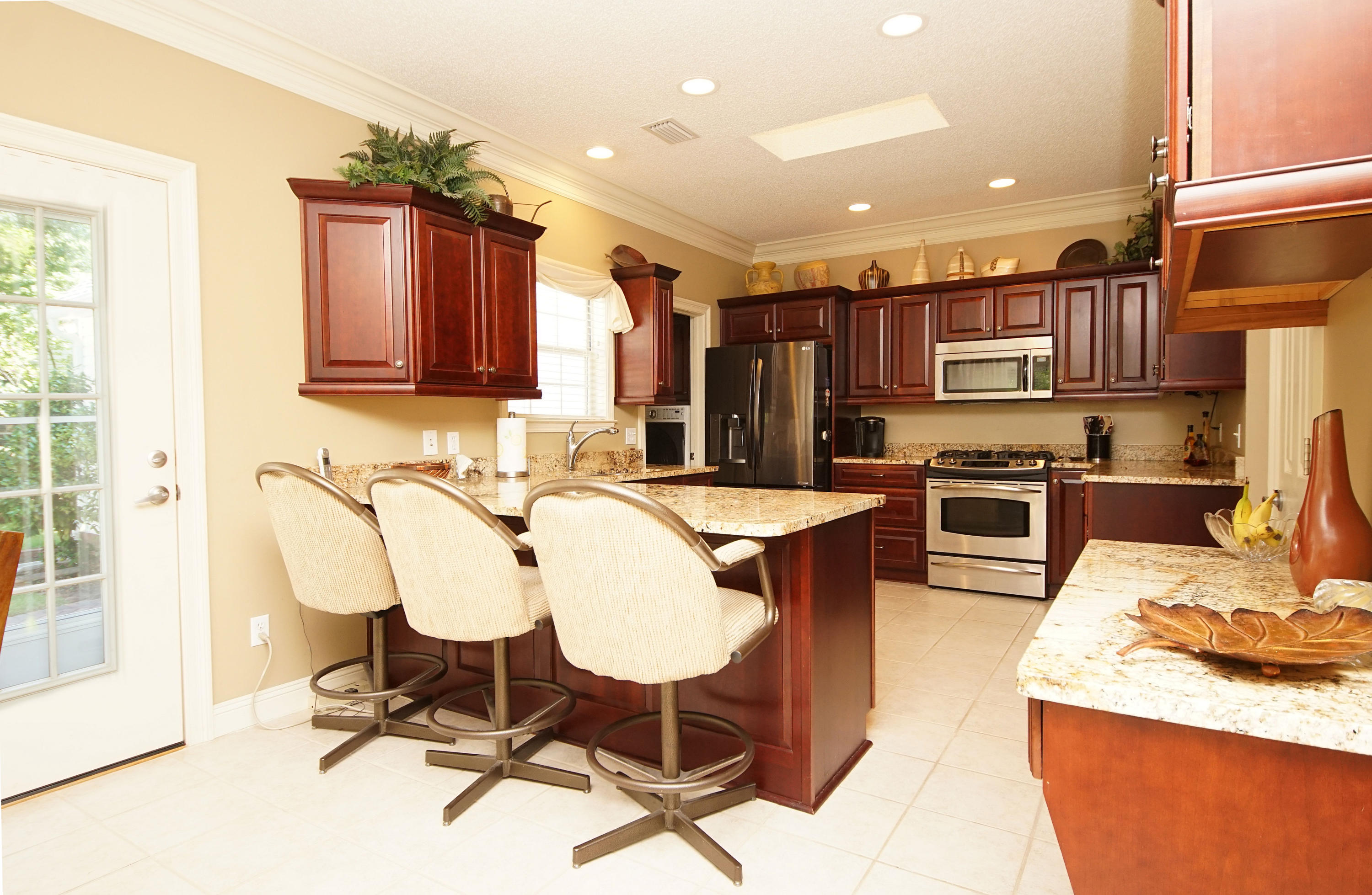 VILLAGE OF BOLTON AT BLUEWATER BAY - Residential