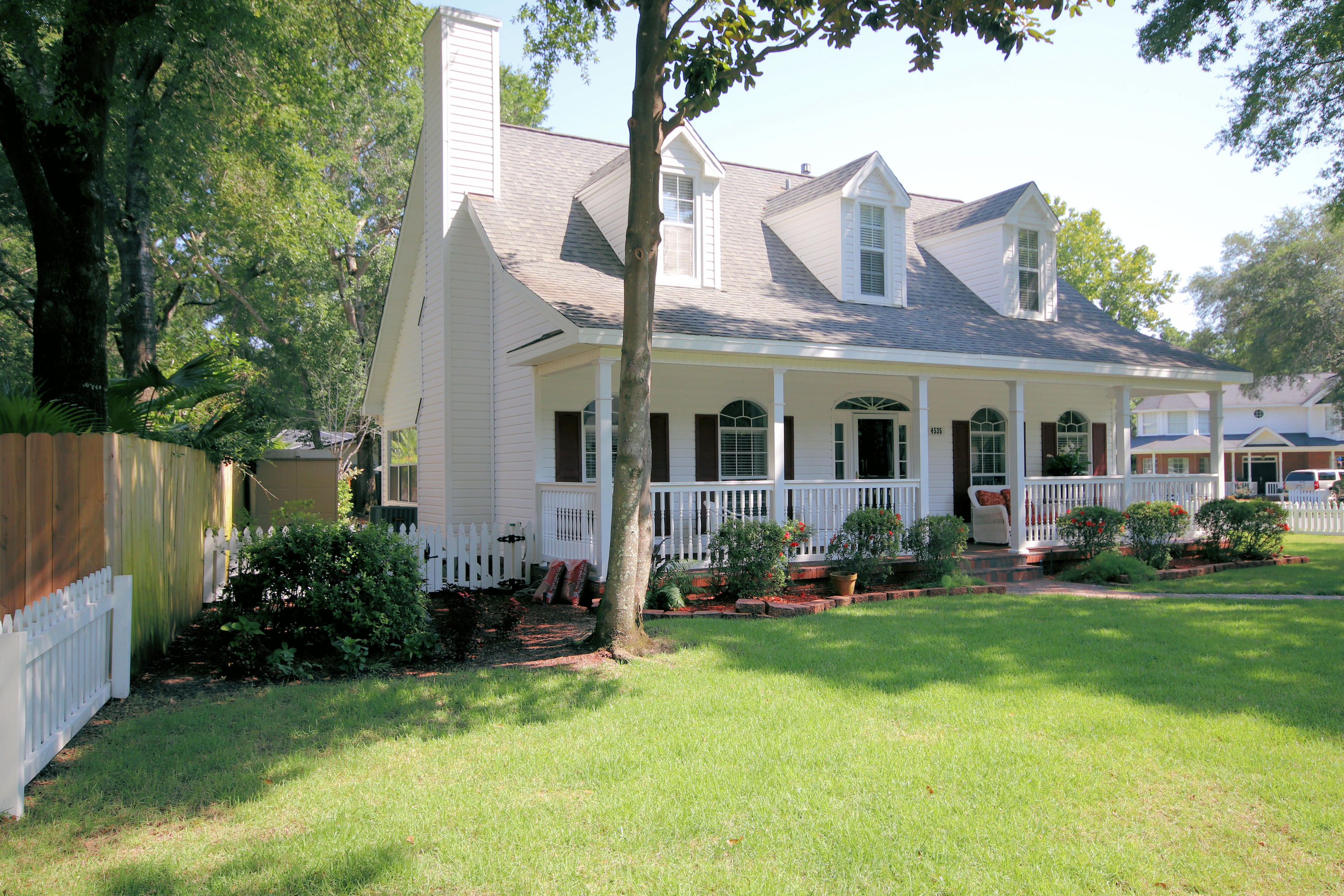 VILLAGE OF BOLTON AT BLUEWATER BAY - Residential