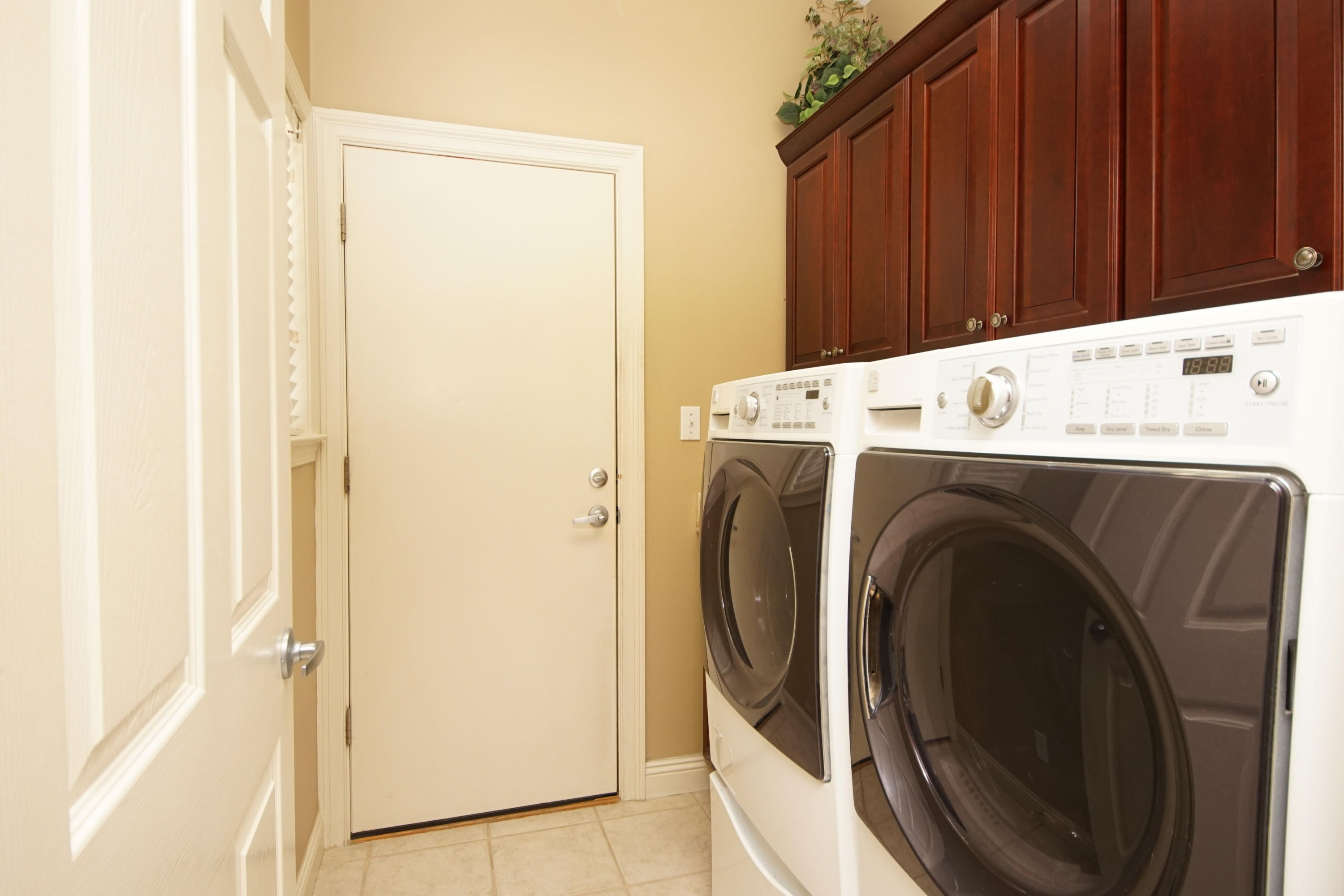 VILLAGE OF BOLTON AT BLUEWATER BAY - Residential