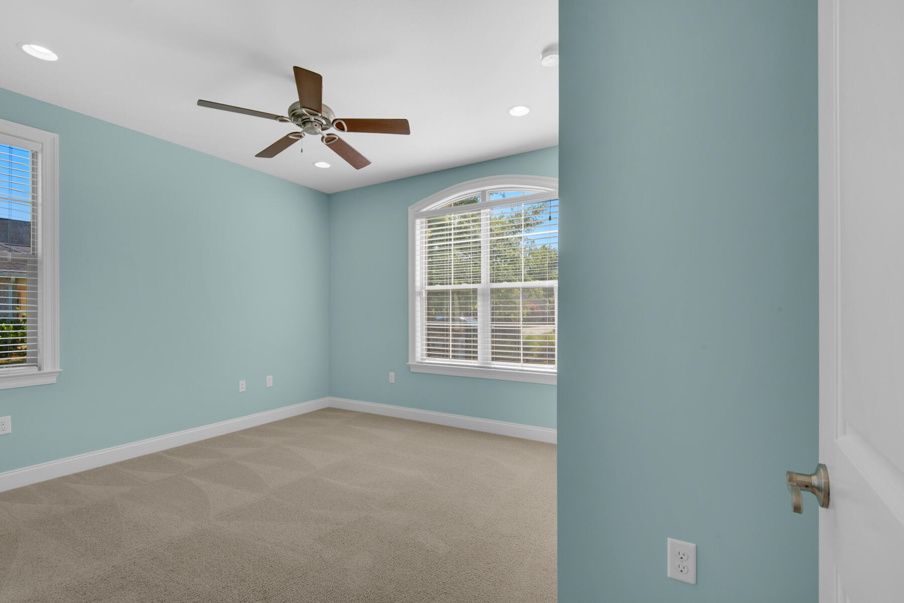 THE STABLES AT ROCKY BAYOU - Residential