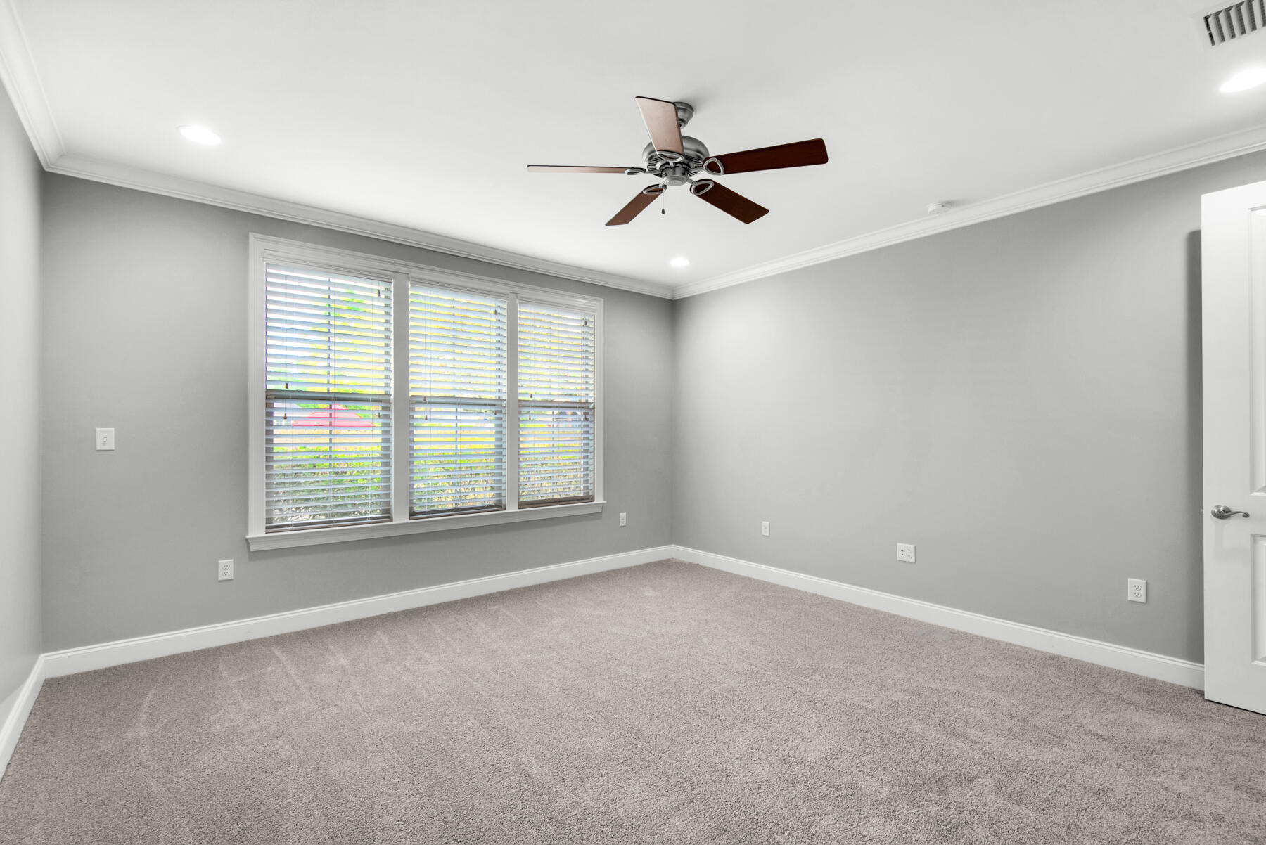 THE STABLES AT ROCKY BAYOU - Residential