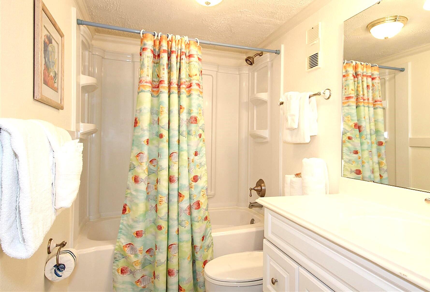 SHORELINE TOWERS 1 - Residential