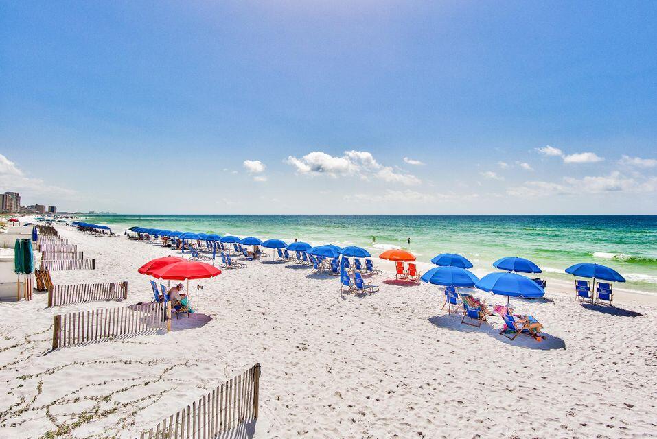 SHORELINE TOWERS 1 - Residential