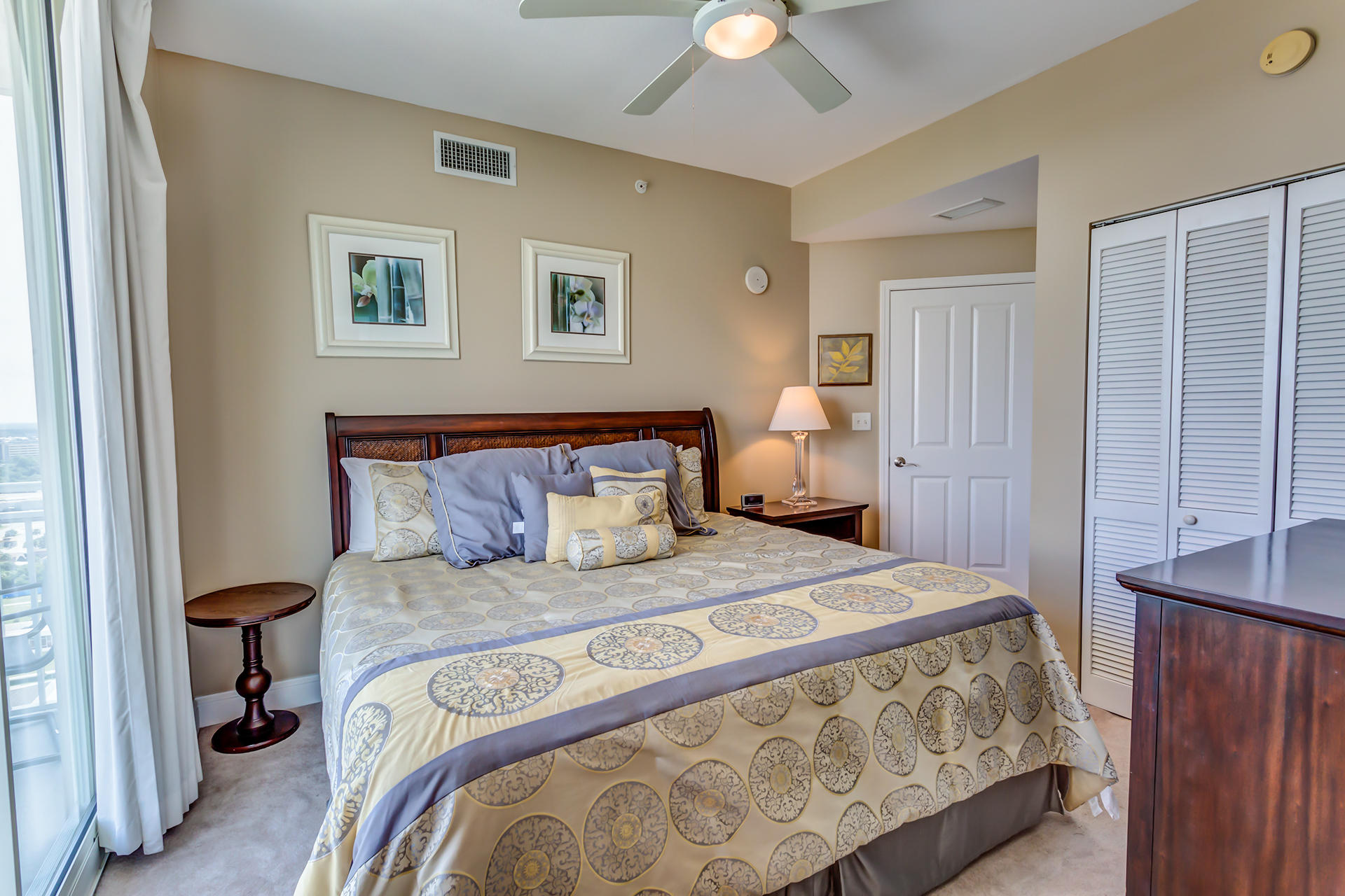 AQUA BEACHSIDE RESORT - Residential