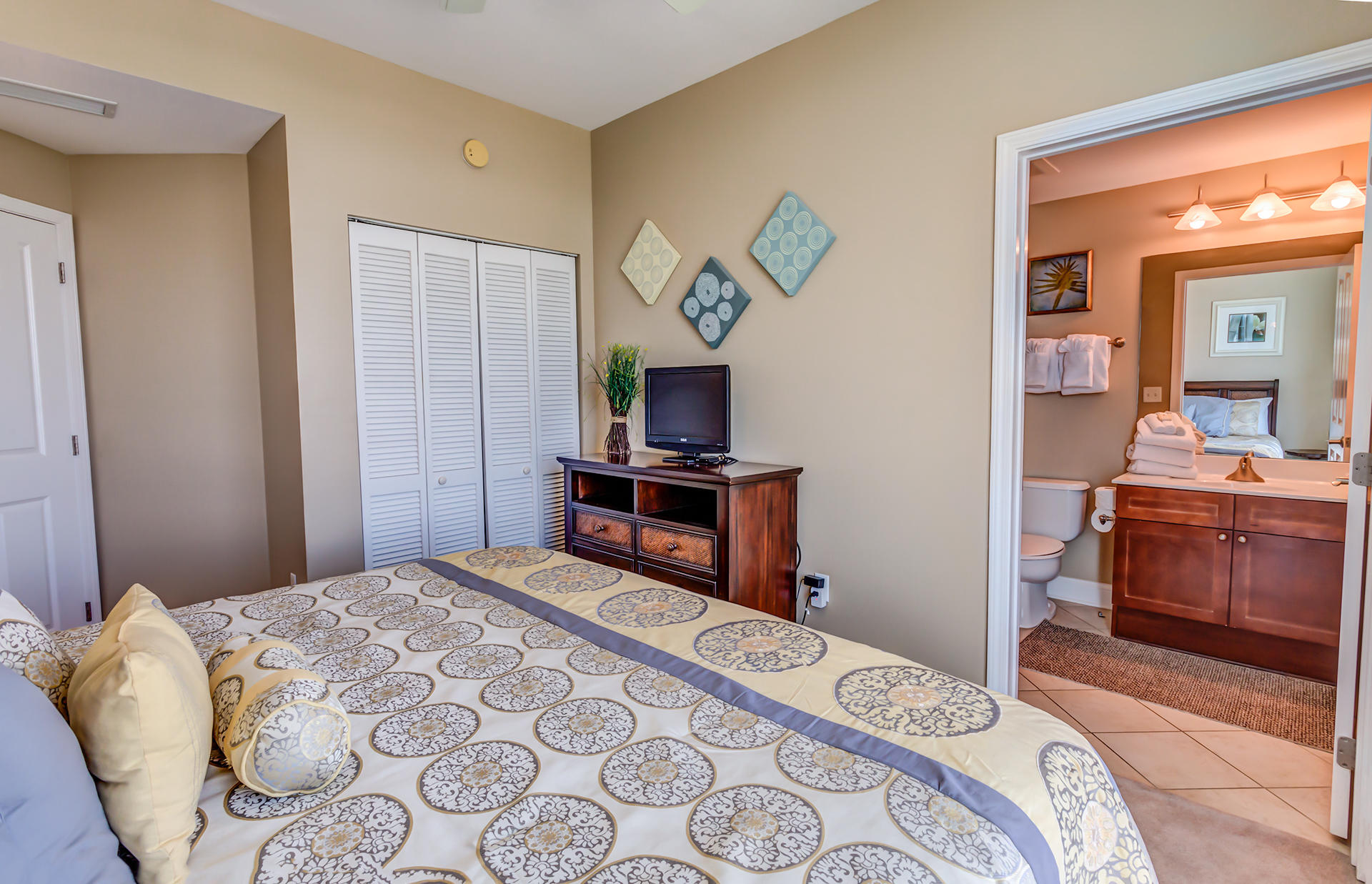 AQUA BEACHSIDE RESORT - Residential