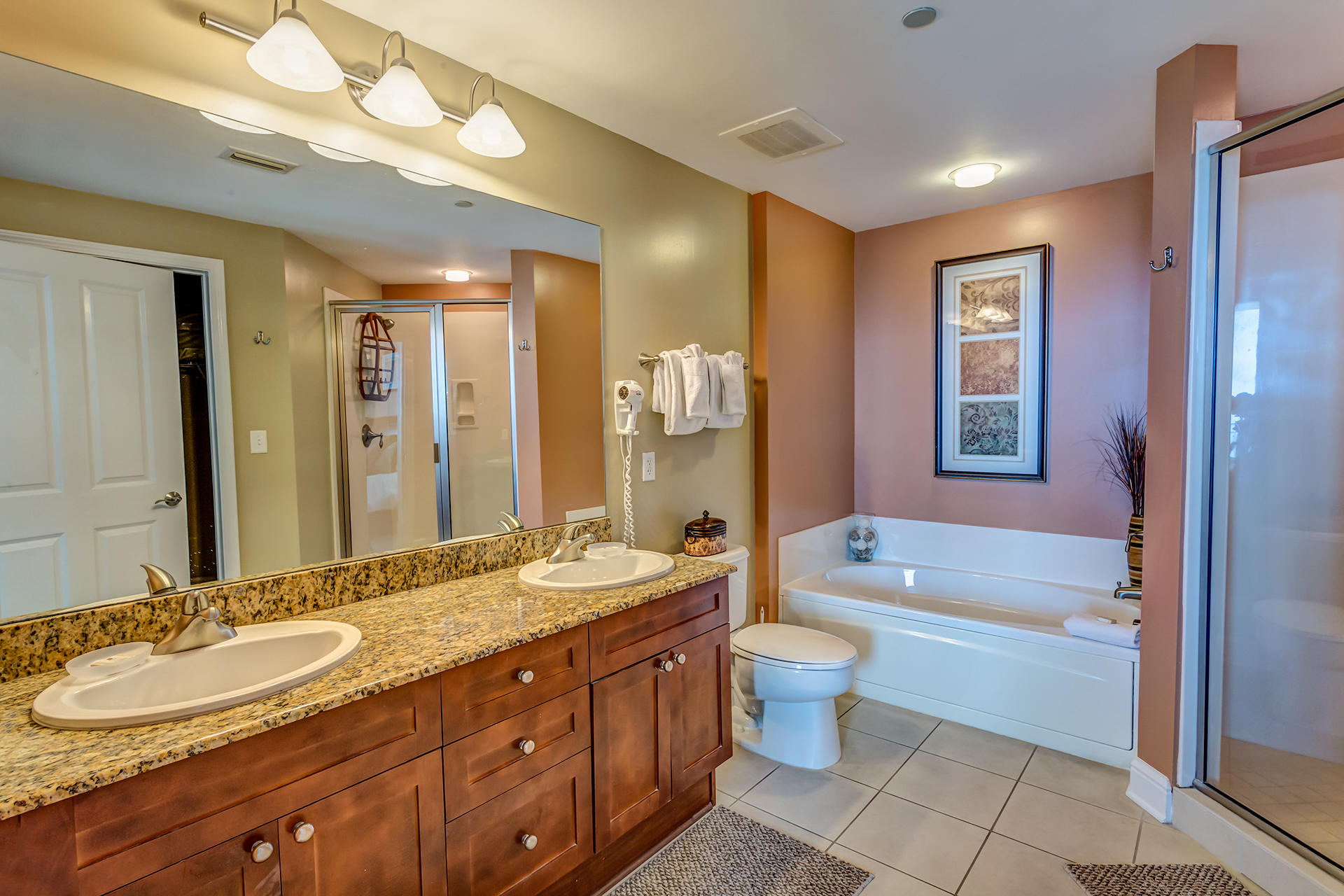 AQUA BEACHSIDE RESORT - Residential