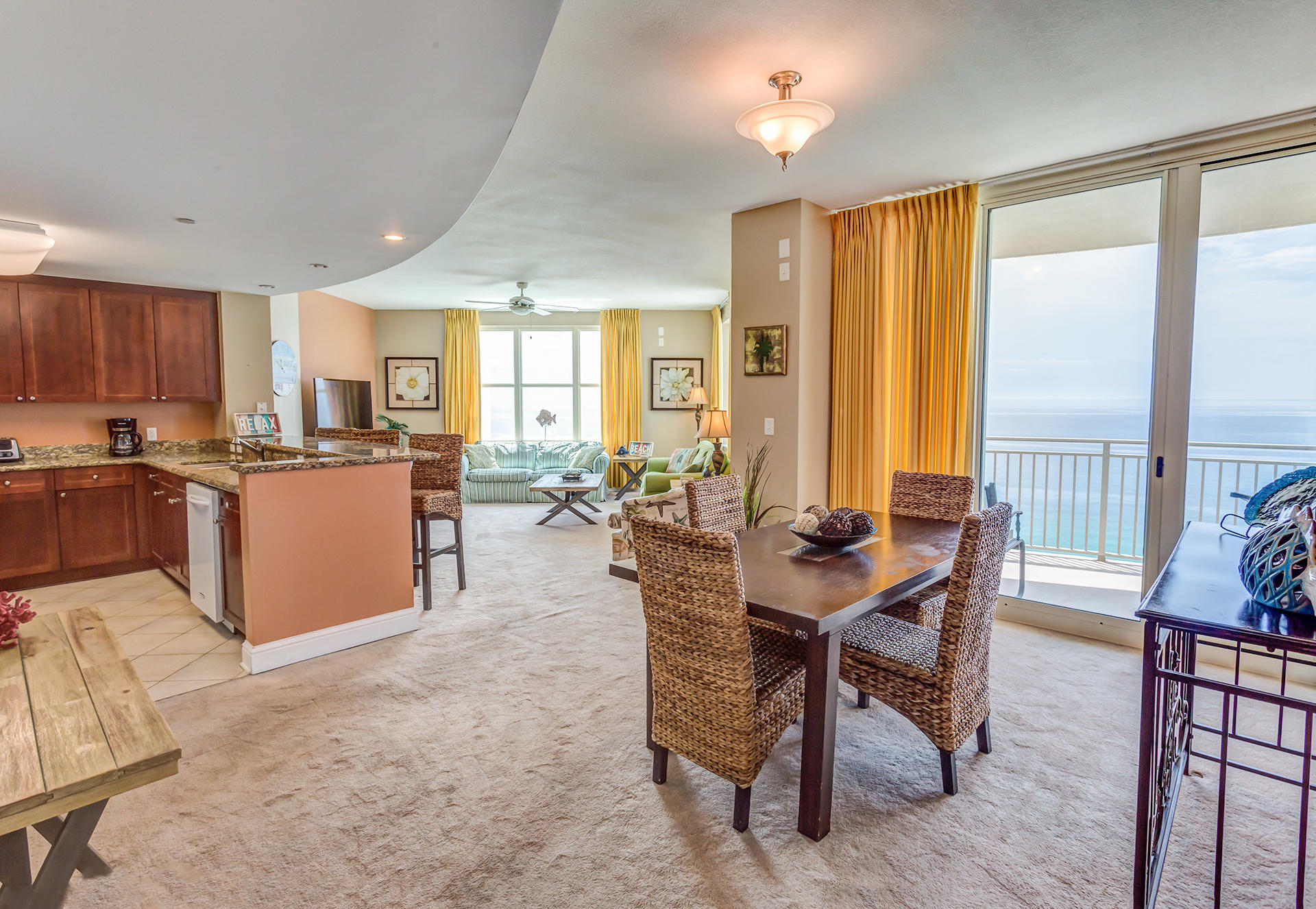 AQUA BEACHSIDE RESORT - Residential