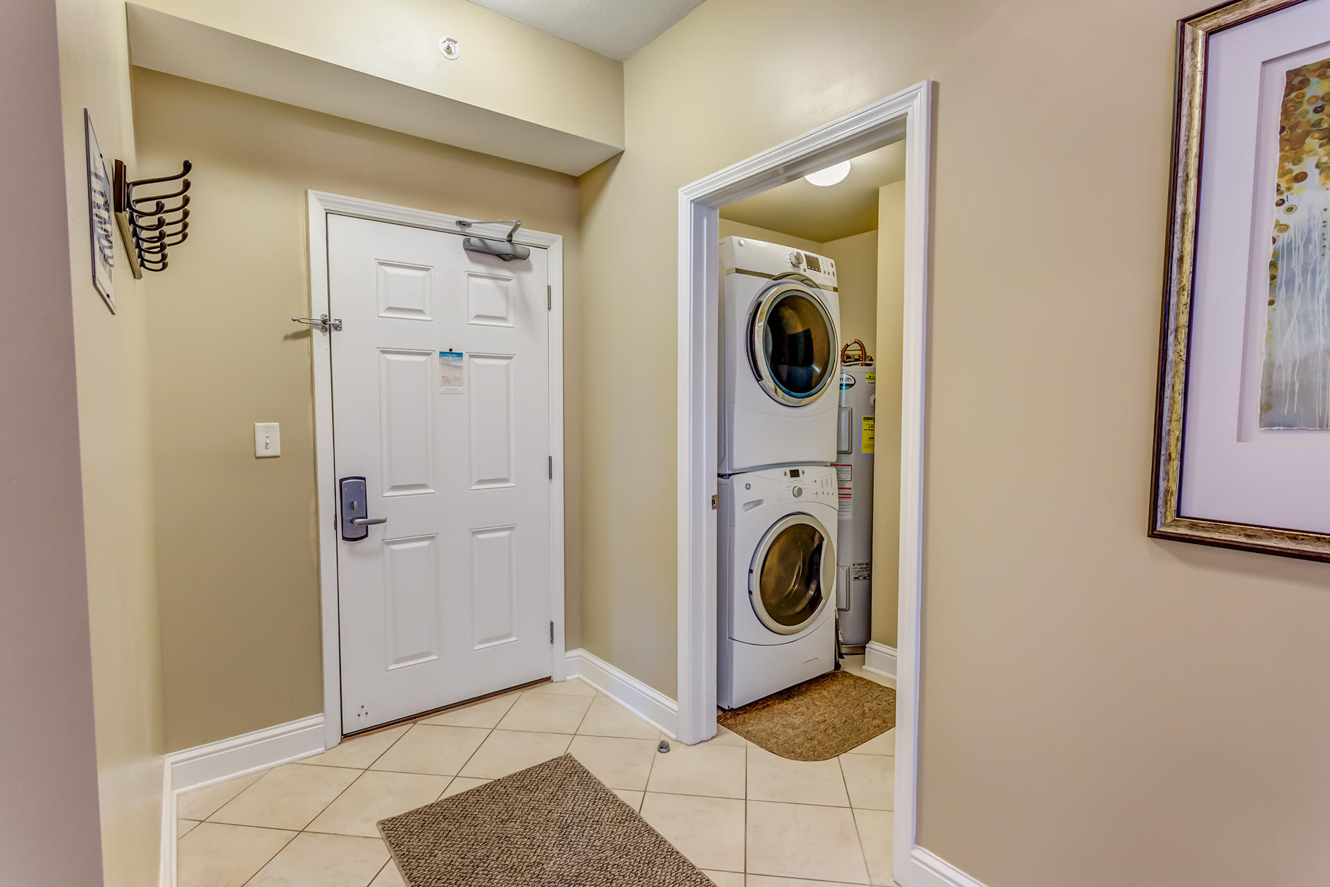 AQUA BEACHSIDE RESORT - Residential