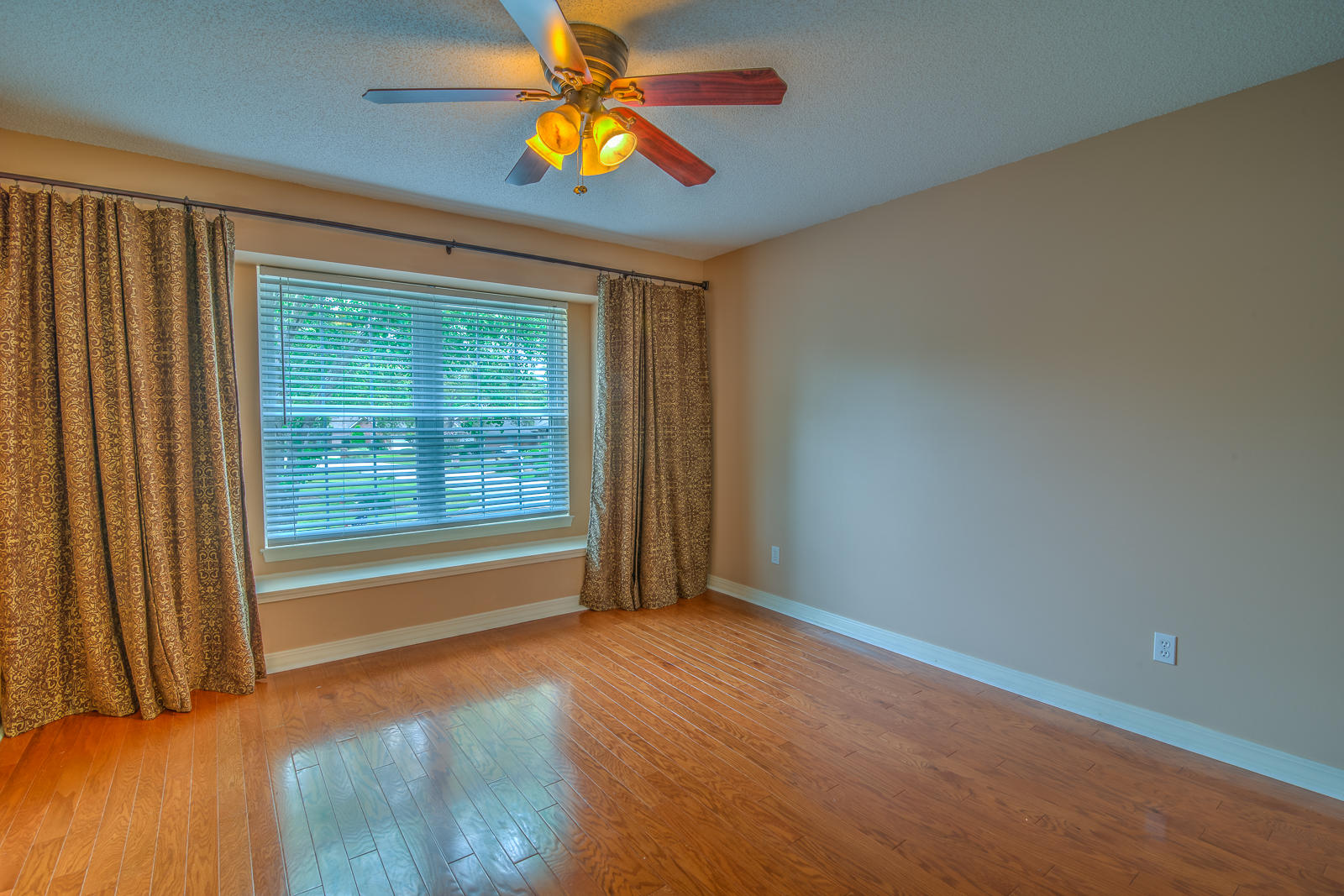 WINDWARD PH 5 - Residential