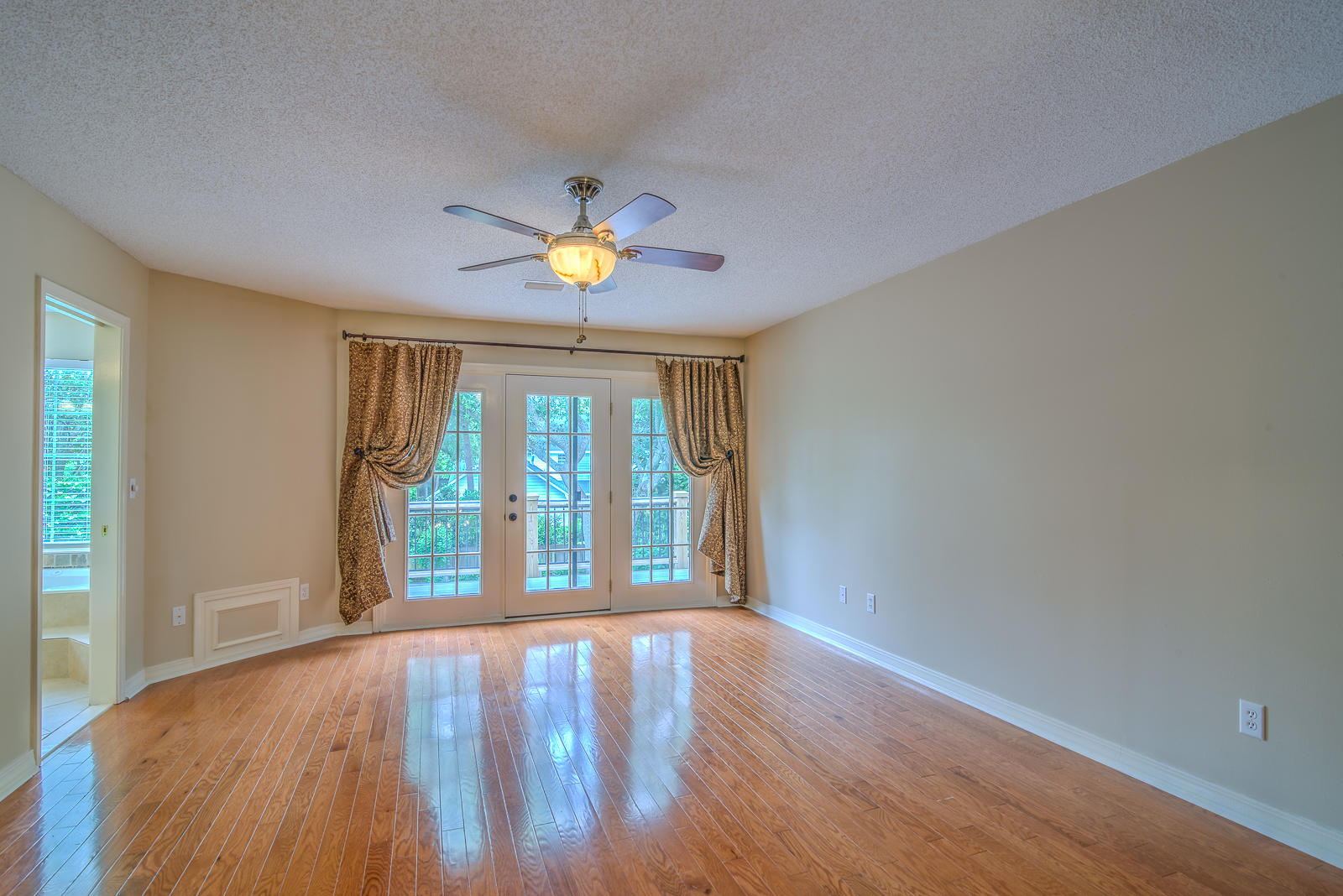 WINDWARD PH 5 - Residential