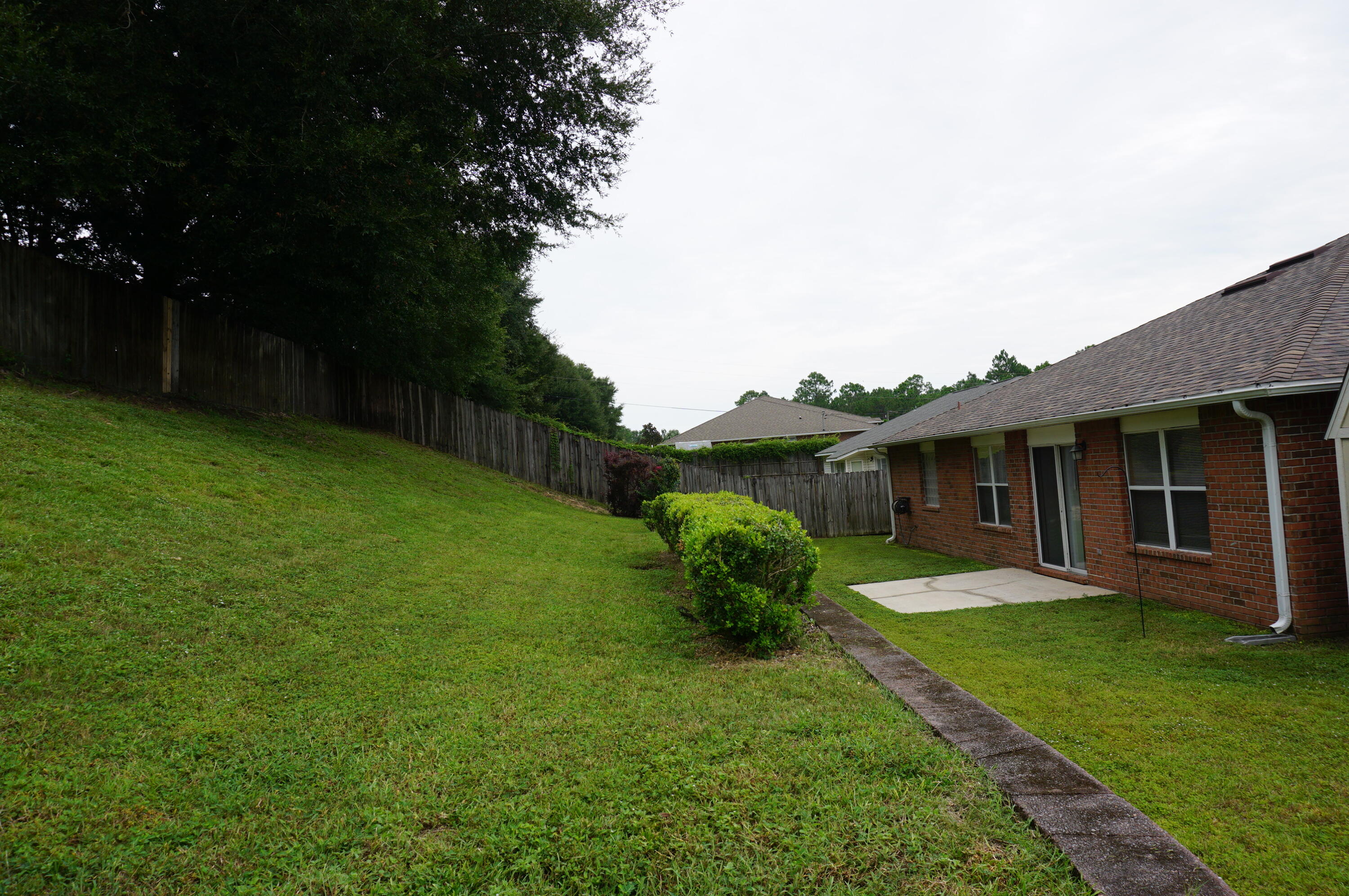 NORTHVIEW ESTATES 5TH ADDN - Residential Lease