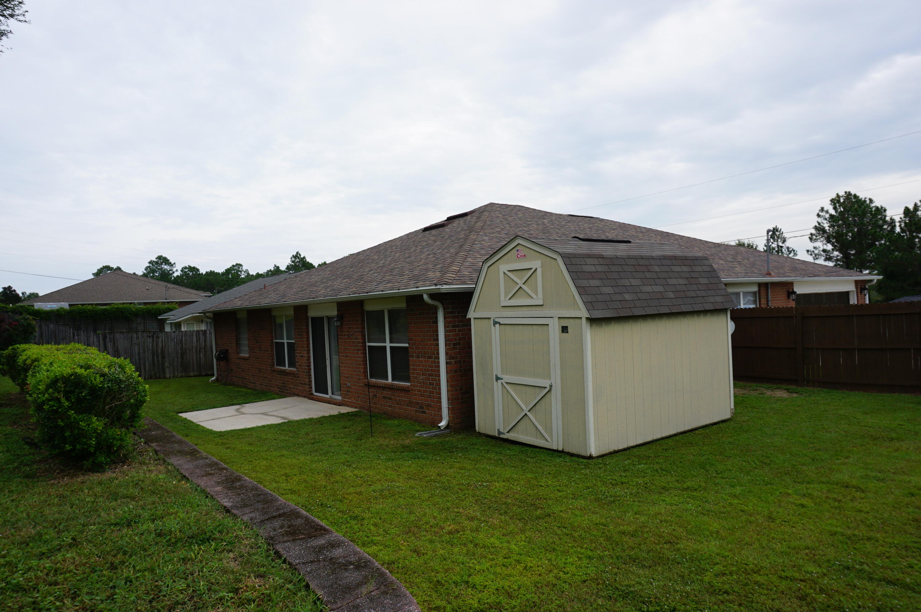 NORTHVIEW ESTATES 5TH ADDN - Residential Lease