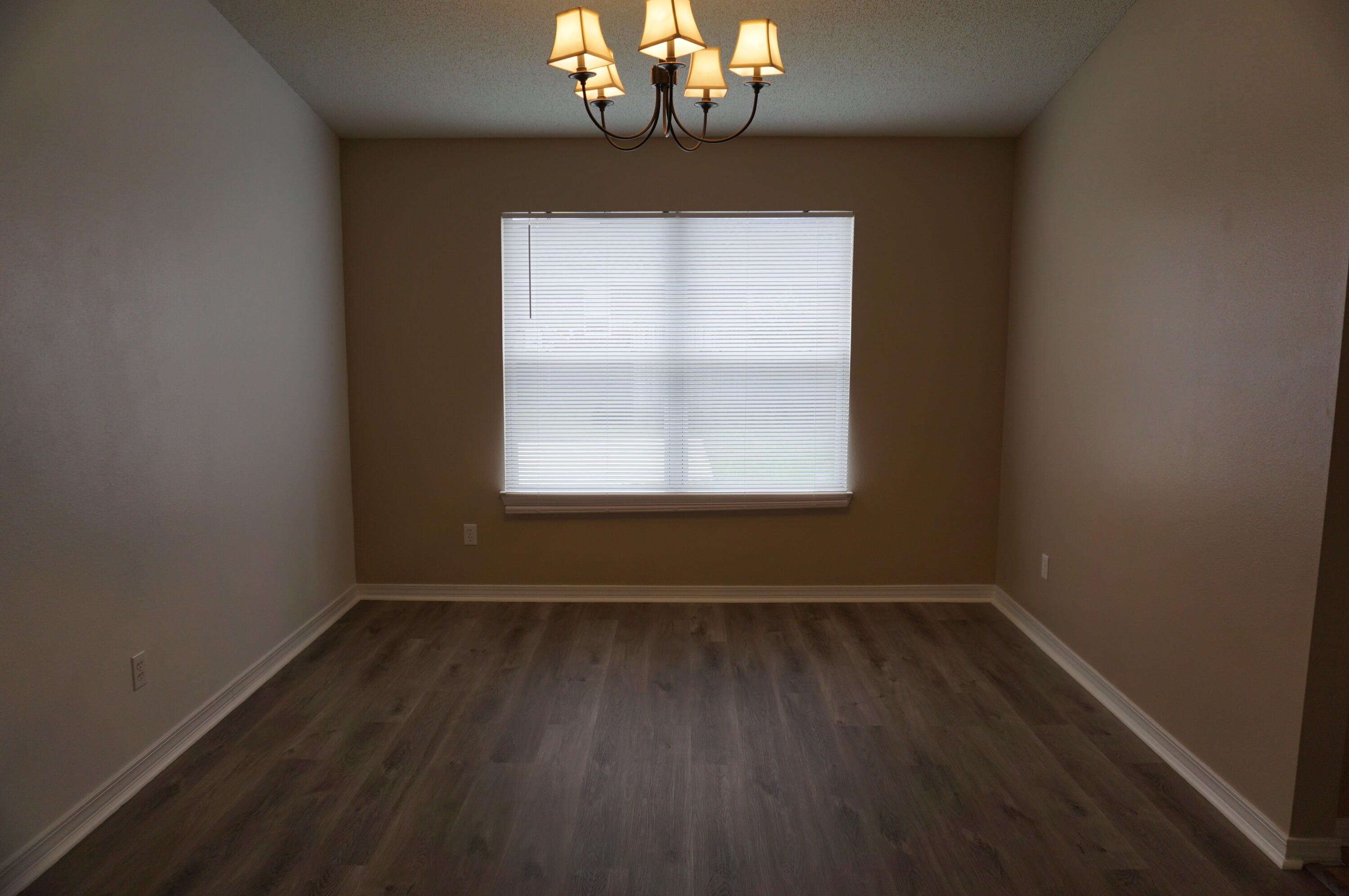 NORTHVIEW ESTATES 5TH ADDN - Residential Lease