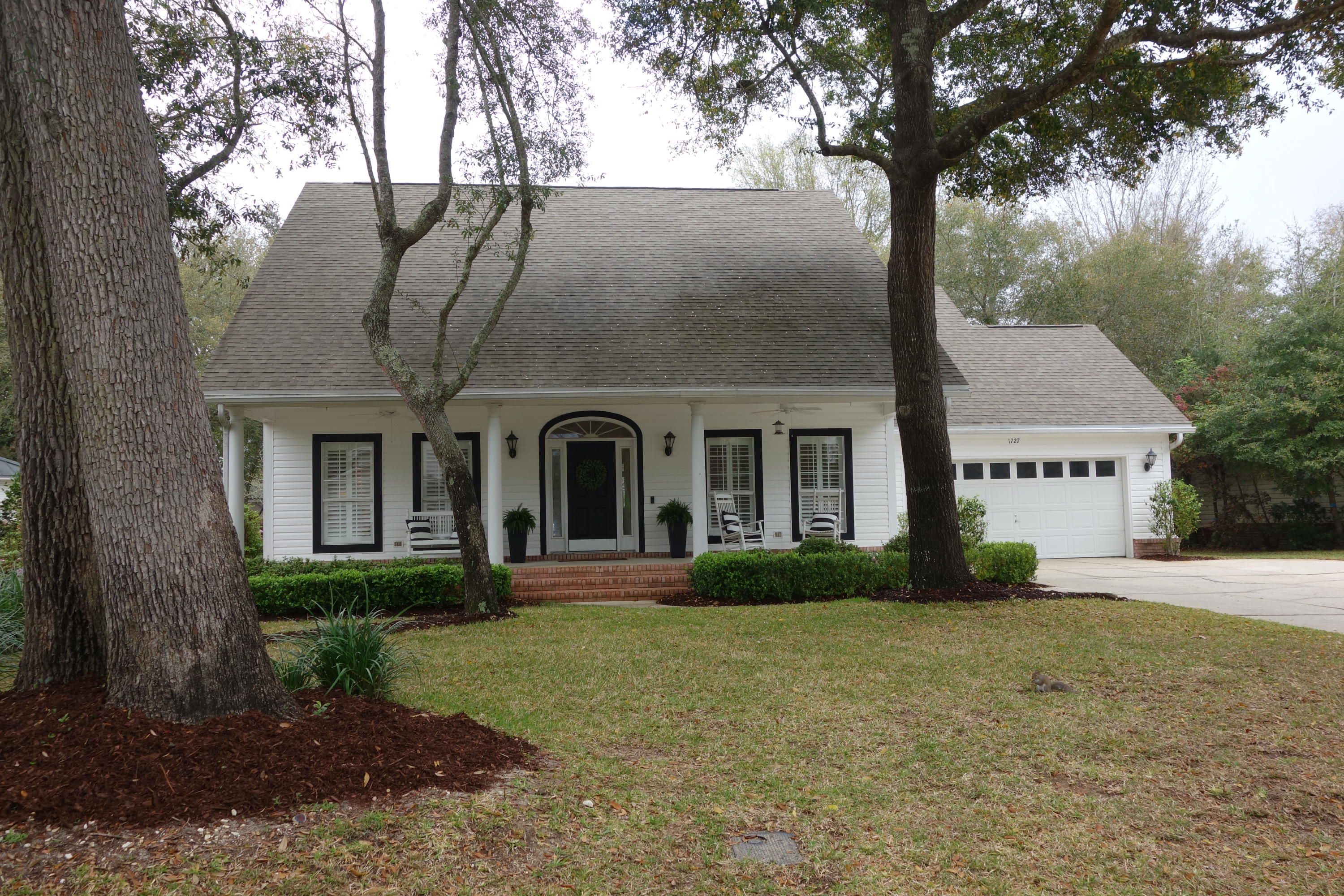 VILLAGE OF BOLTON AT BLUEWATER BAY - Residential