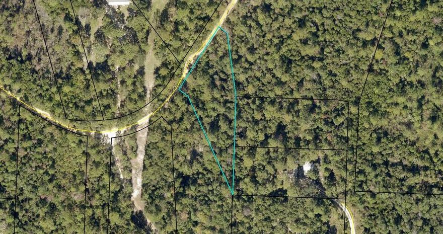 BACK ON MARKET due to buyer having to move due to job**********DEEDED ACCESS has been confirmed from title search. recorded easement that gives 30 feet for ingress /egress********.85 acre lot in Southwest Crestview in close proximity to Shoal River. Zoning is County unincorporated. AA and future use AG. FPL is electric company source Water source is OCWS per the GIS map. See Documents for County Zoning on AA and photos for pertinent info per the GIS map. SEPTIC needed
