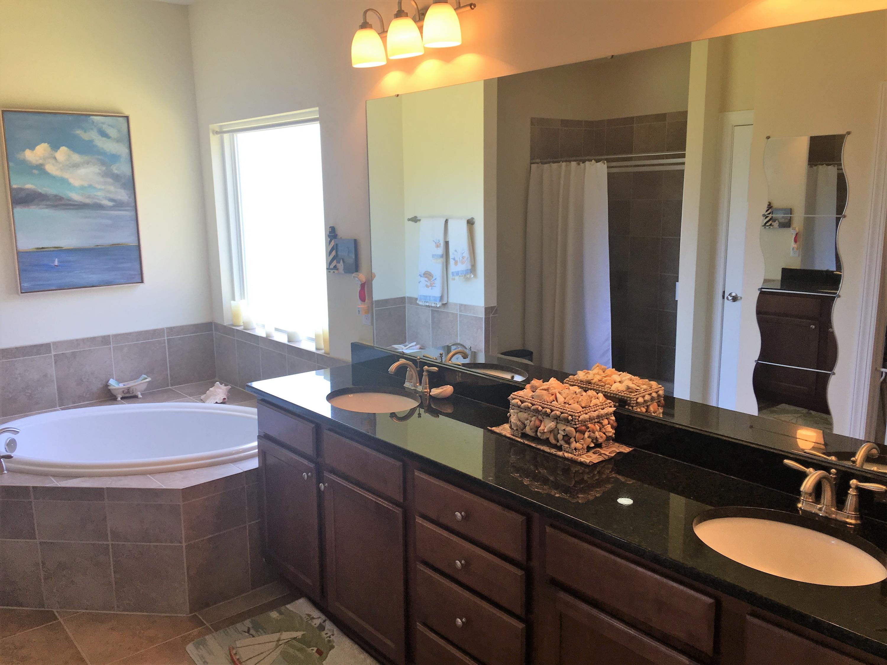 Cross Creek Estates - Residential