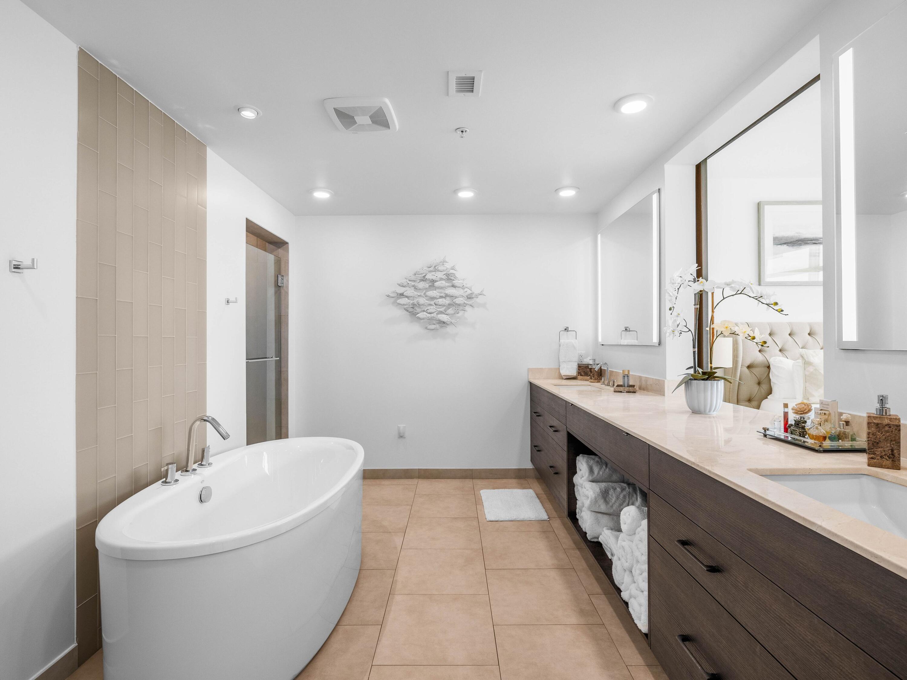 1900 NINETY EIGHT - Residential