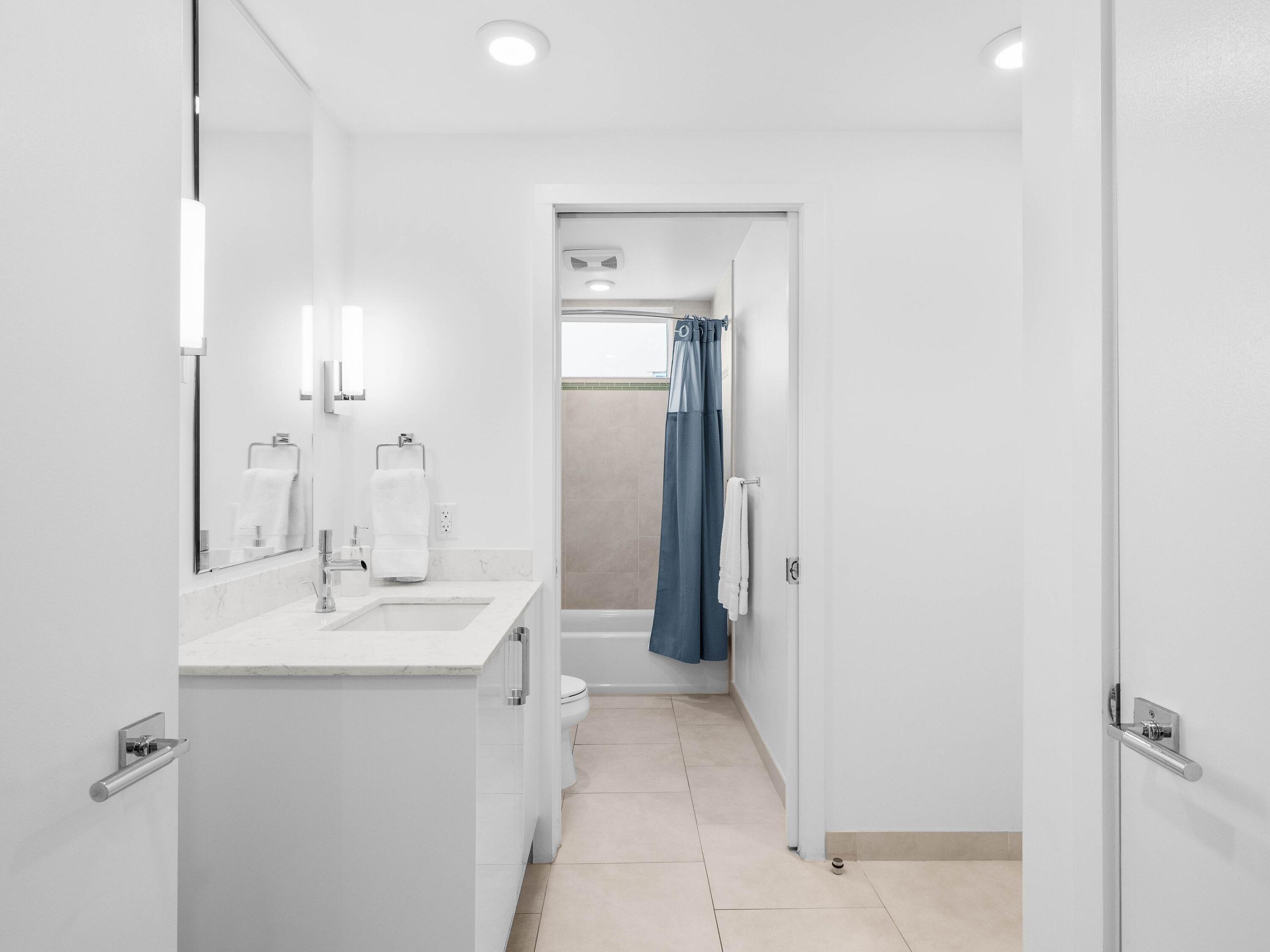 1900 NINETY EIGHT - Residential