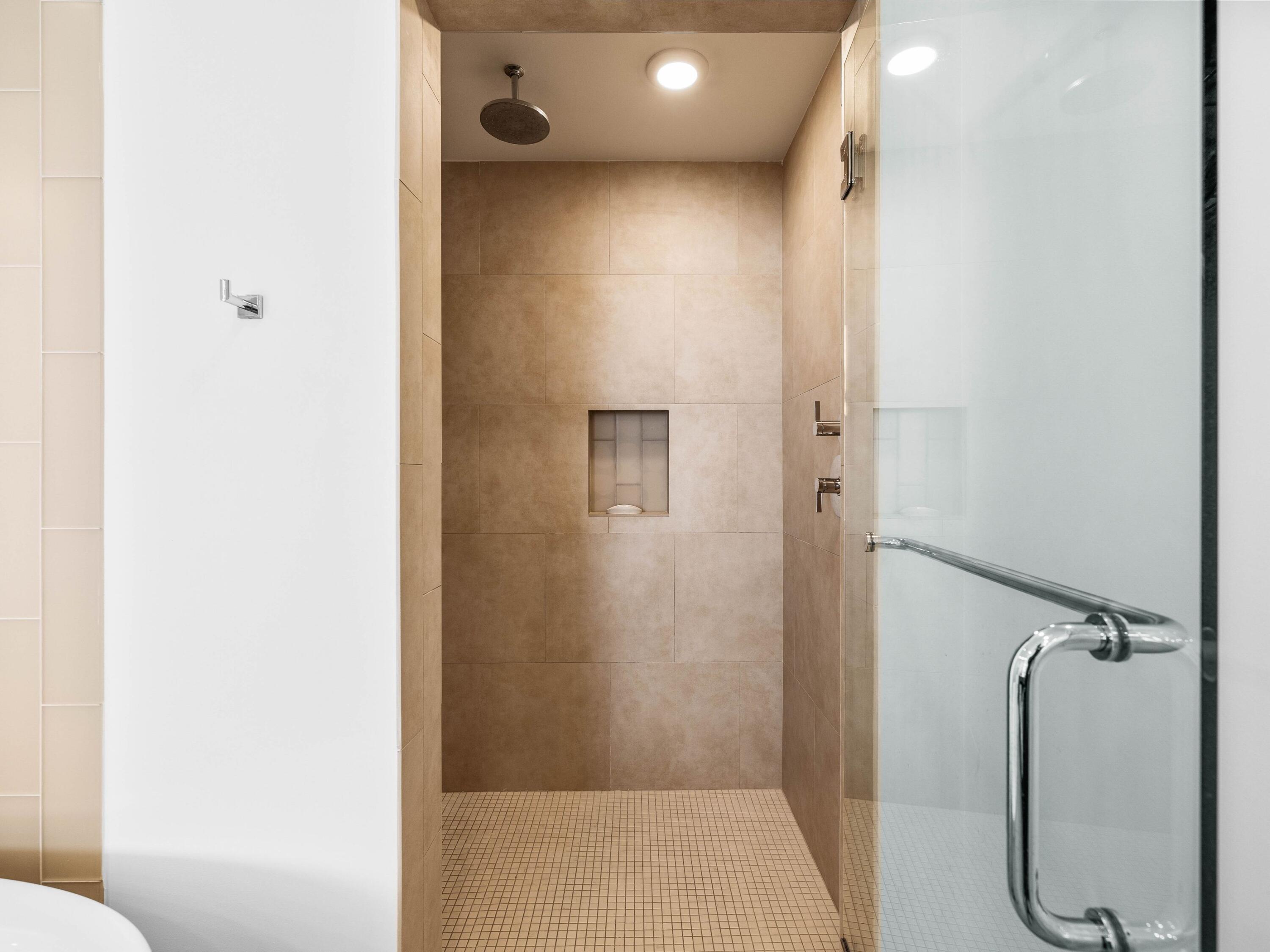 1900 NINETY EIGHT - Residential