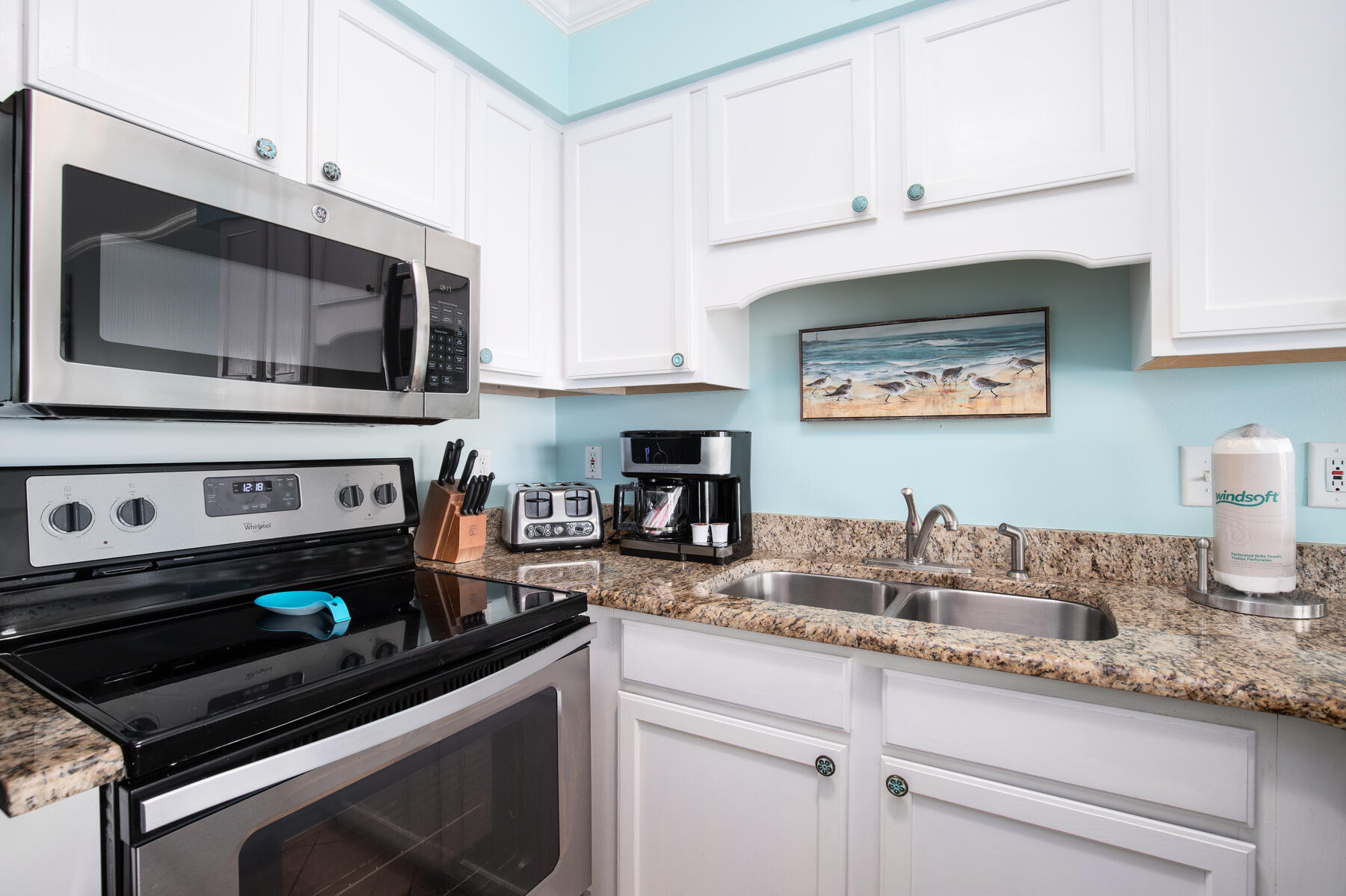 WINDANCER CONDO - Residential