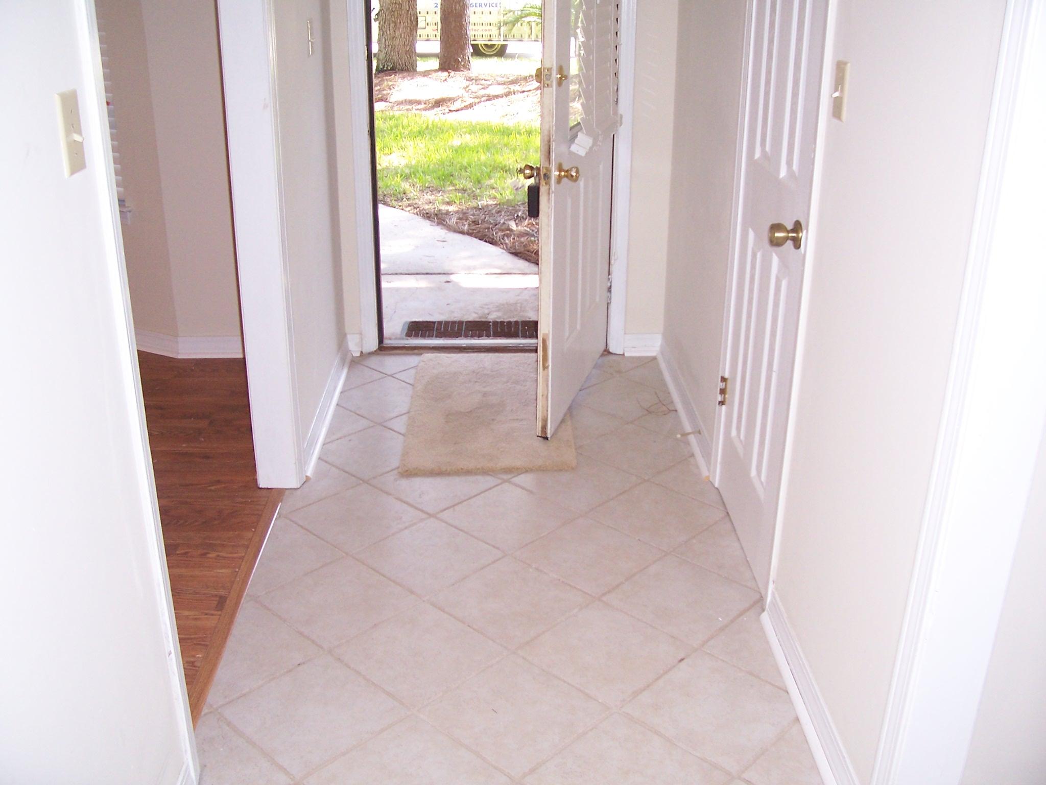 CARIBBEAN VILLAGE S UNIT 1 - Residential Lease