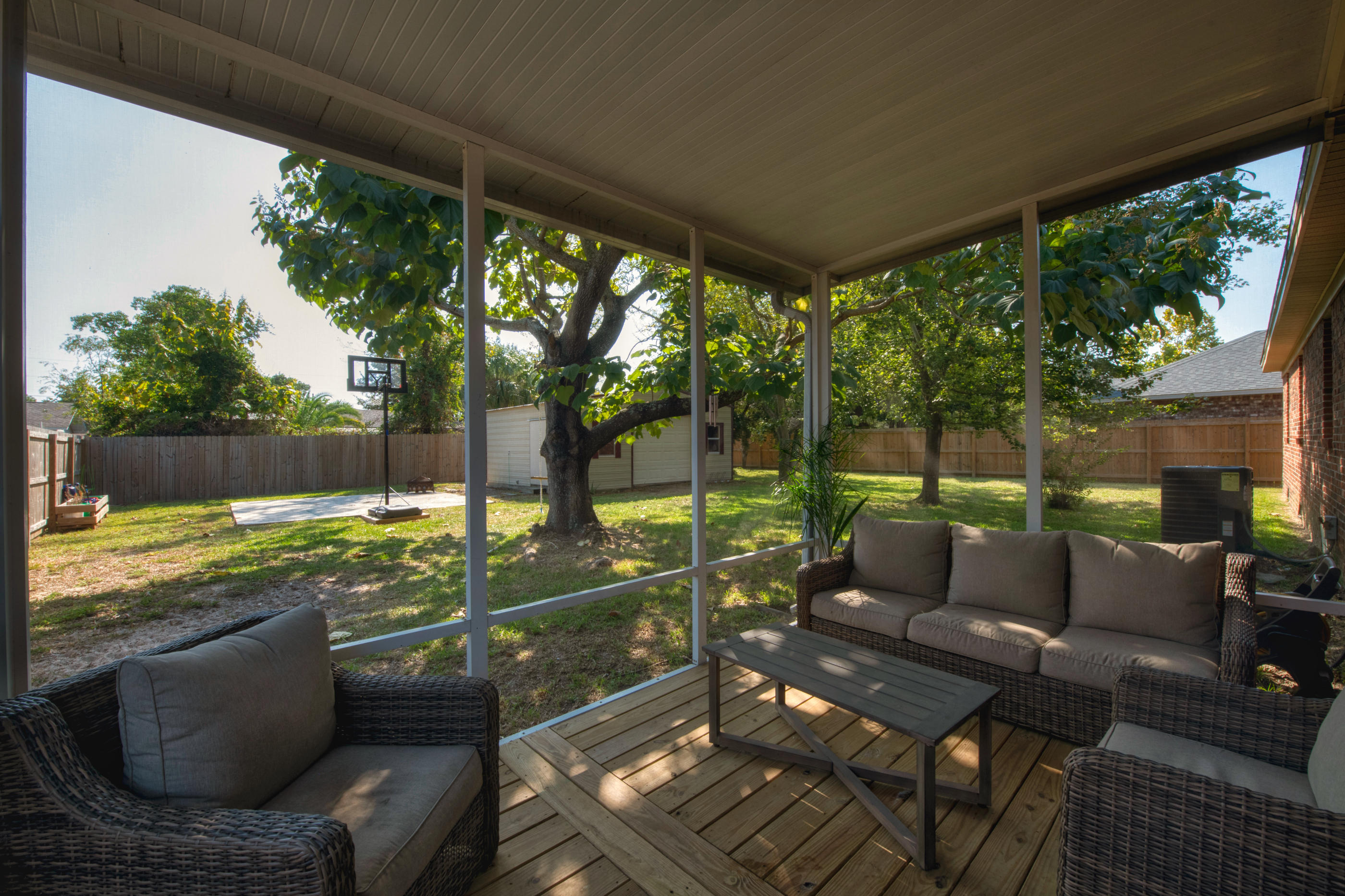 WYNNEHAVEN BEACH ESTATES - Residential