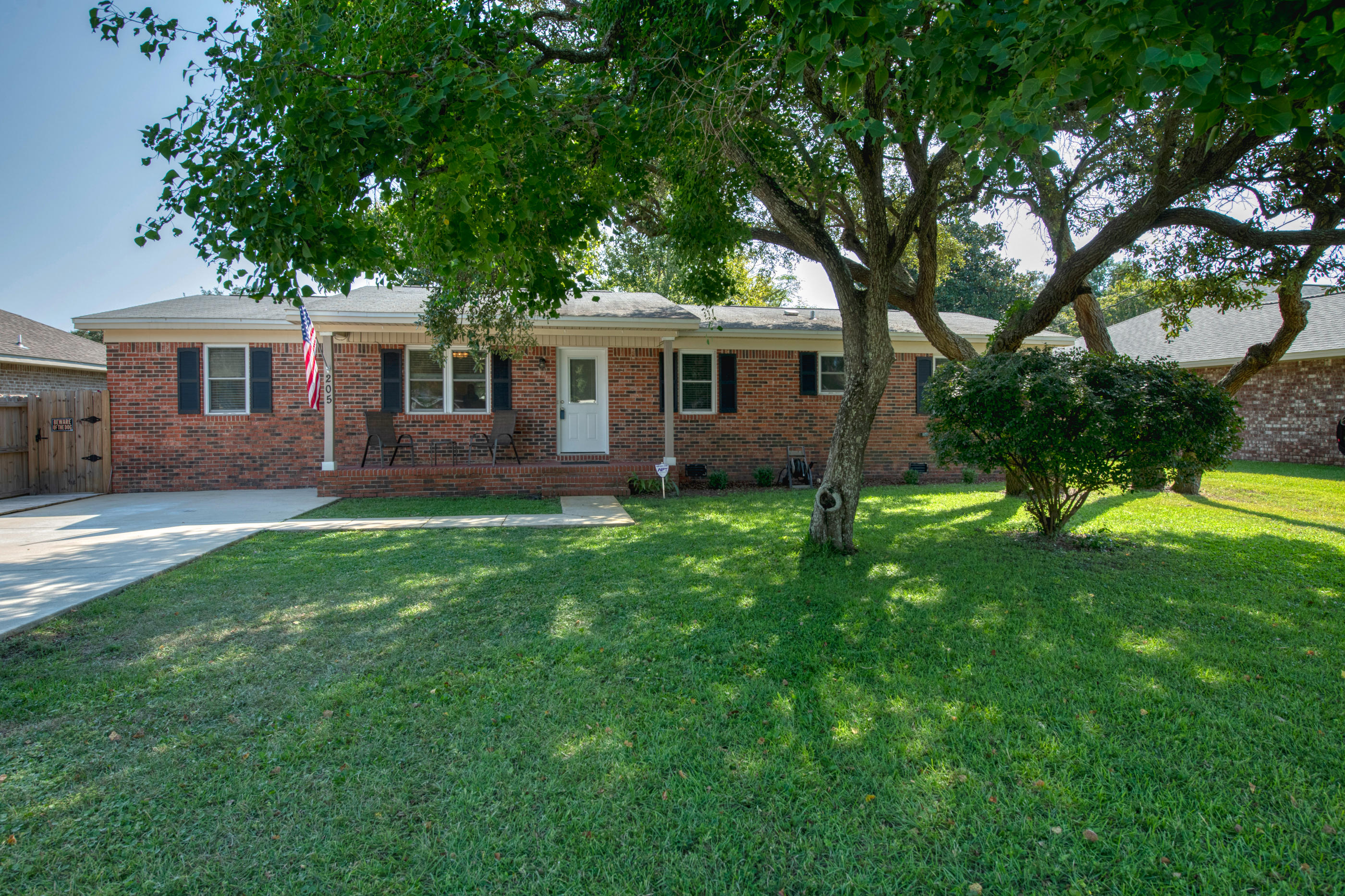 WYNNEHAVEN BEACH ESTATES - Residential