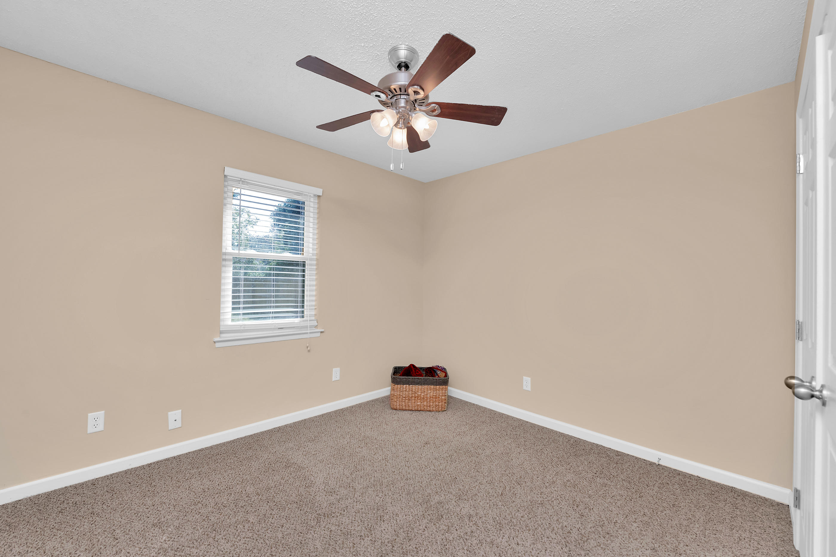 WYNNEHAVEN BEACH ESTATES - Residential