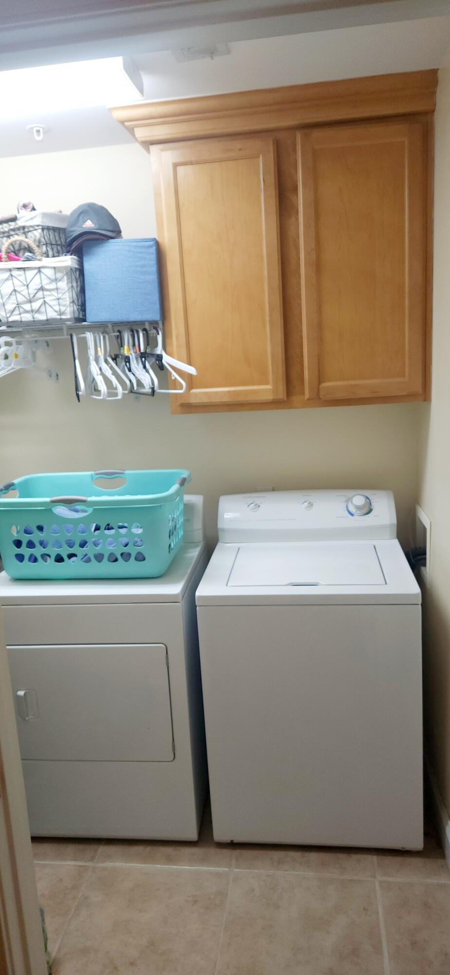 OLD BAY VILLAGE CONDO - Residential