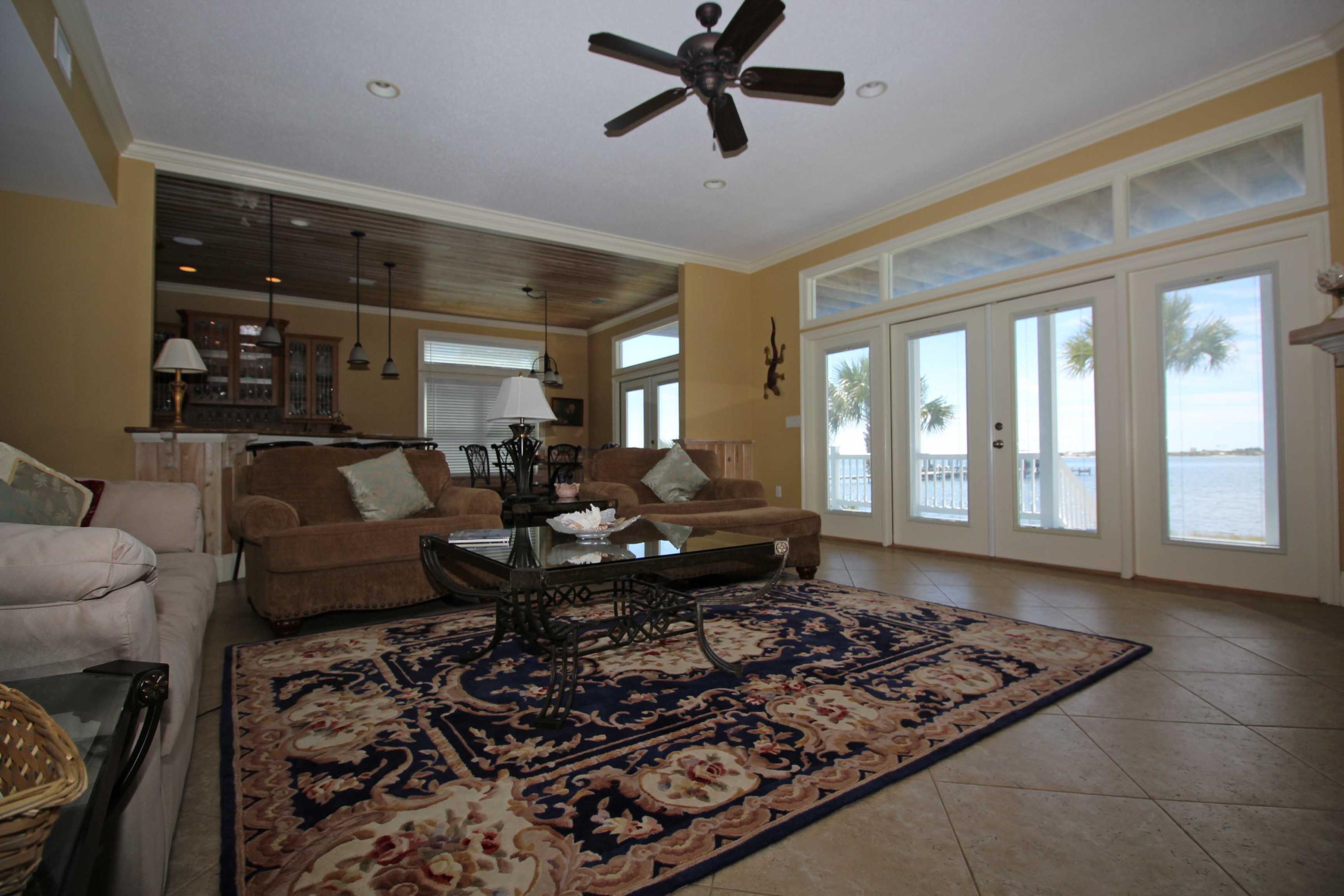 SPARKLING WATERS - Residential