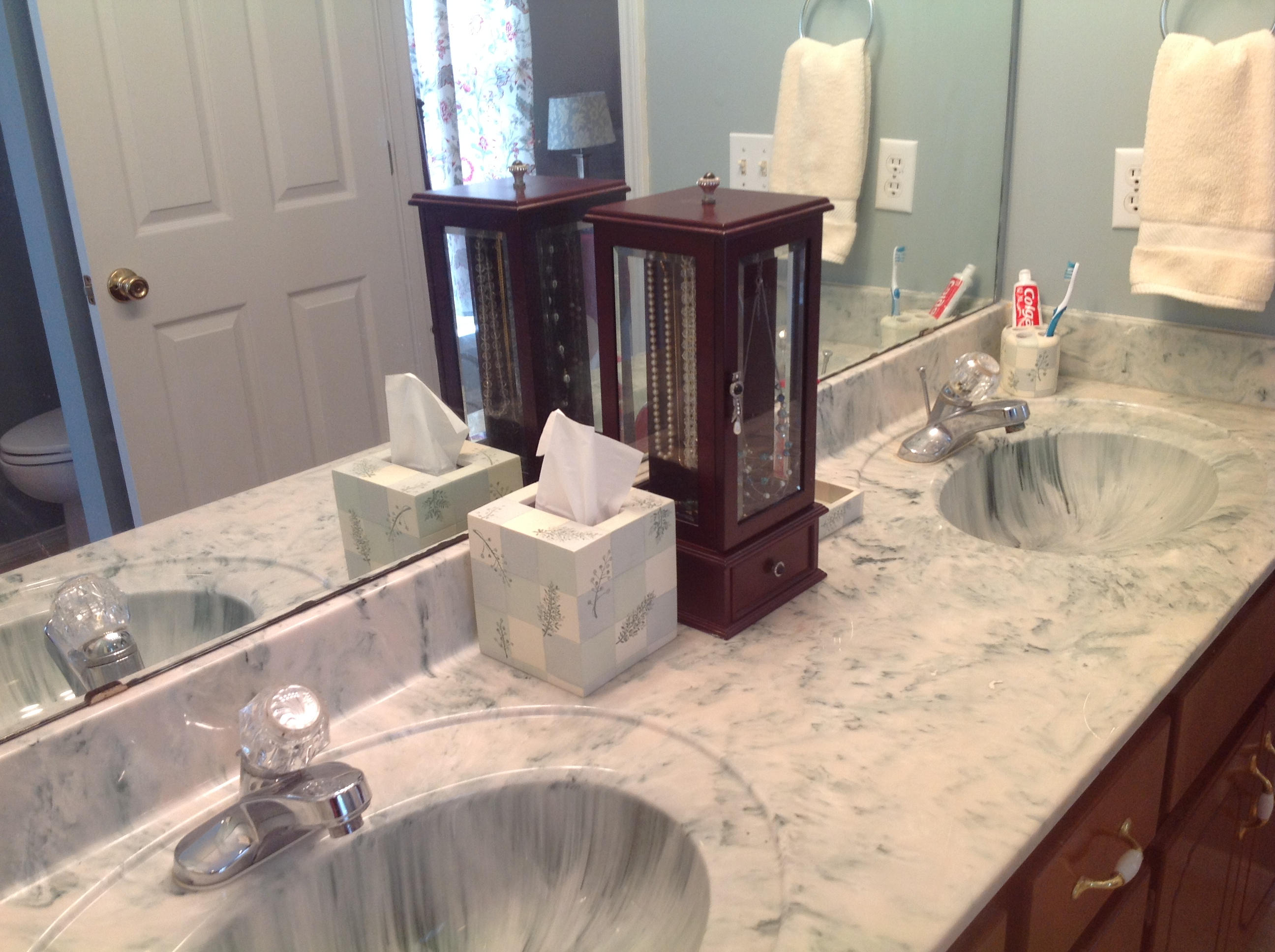 PARKWOOD SQUARE PH 2 - Residential