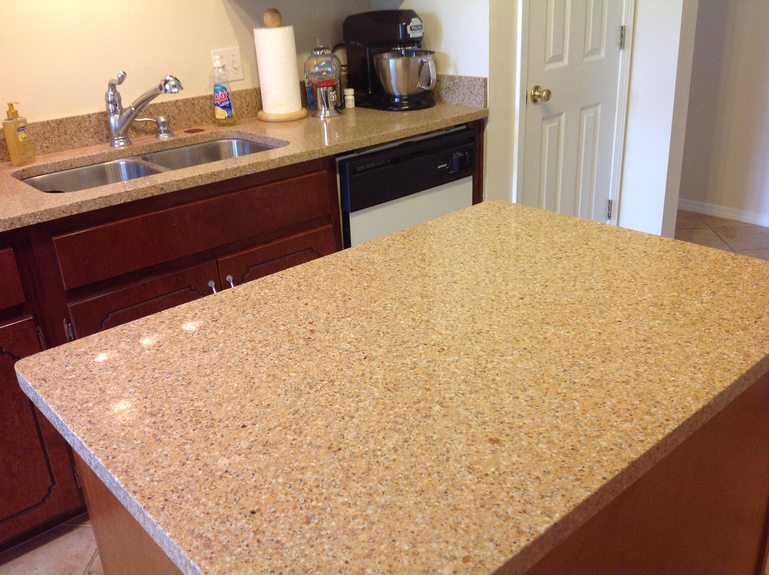 PARKWOOD SQUARE PH 2 - Residential