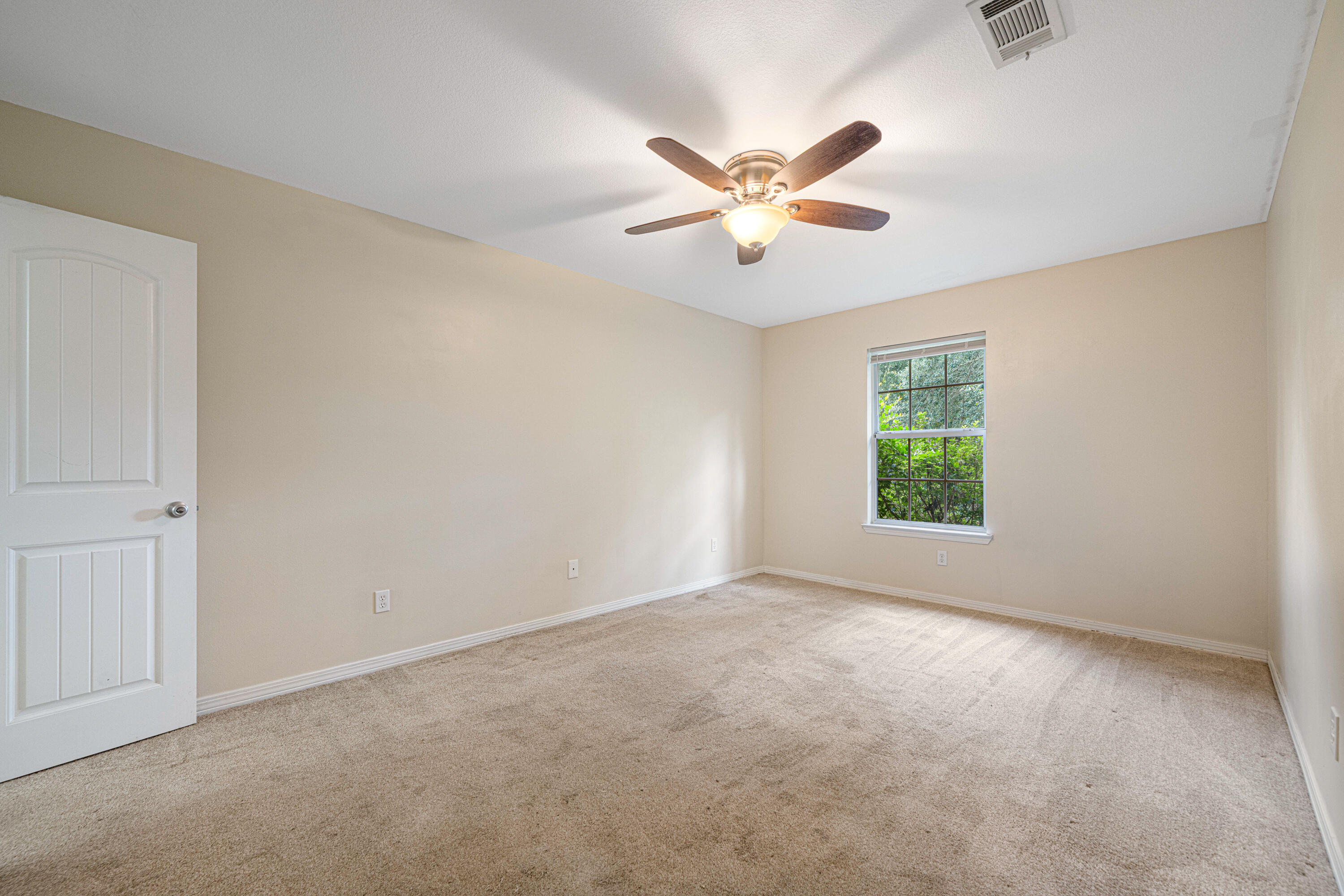 SUMMER TREE - Residential